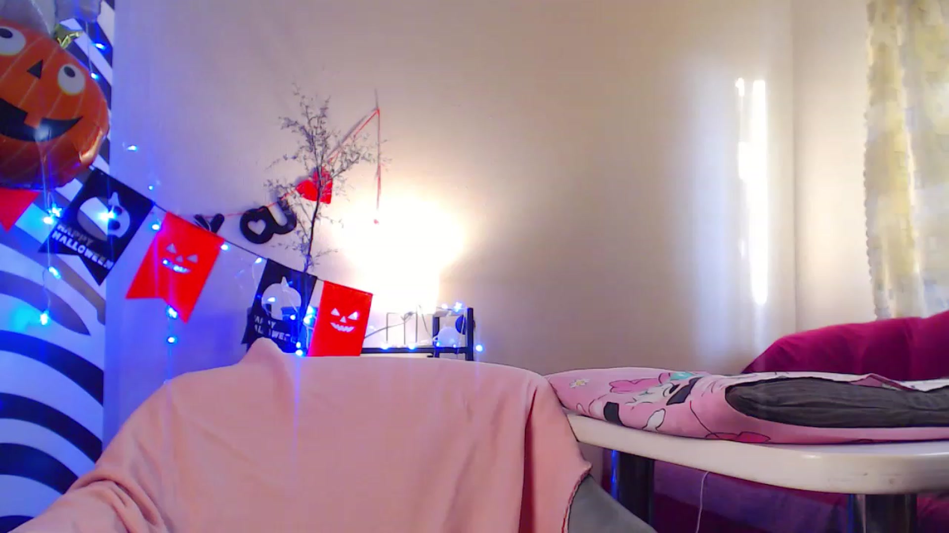 Gallery image thumbnail from HotAndSexyGi's myfreecams stream on, 12/19/2022, 13:09 image 20 of 20