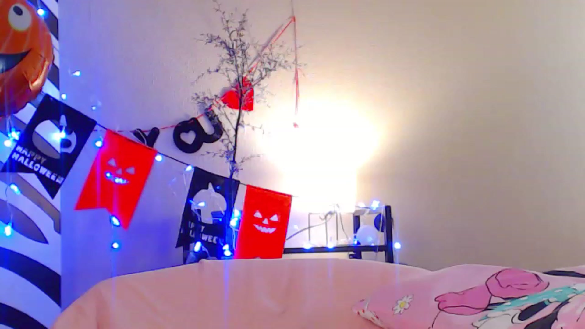 Gallery image thumbnail from HotAndSexyGi's myfreecams stream on, 12/19/2022, 13:09 image 7 of 20