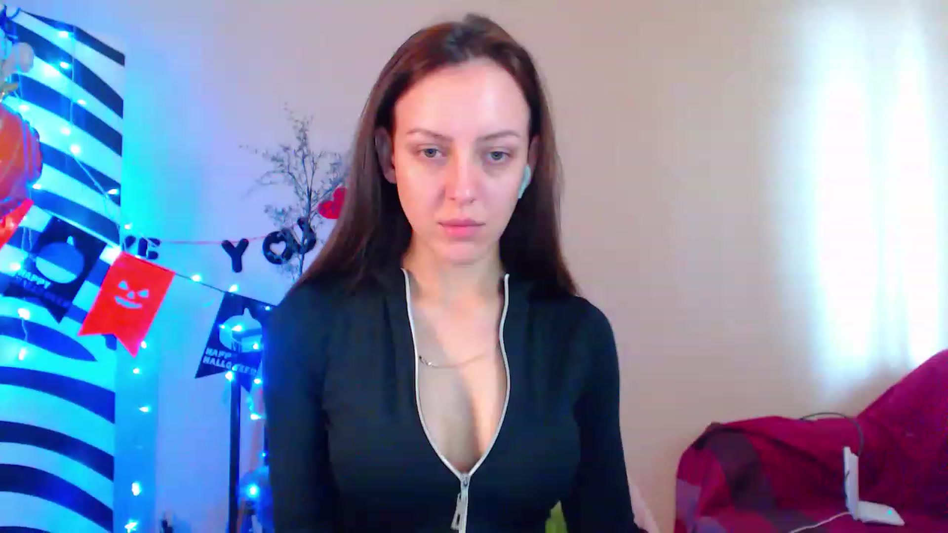 Gallery image thumbnail from HotAndSexyGi's myfreecams stream on, 12/21/2022, 11:50 image 10 of 20