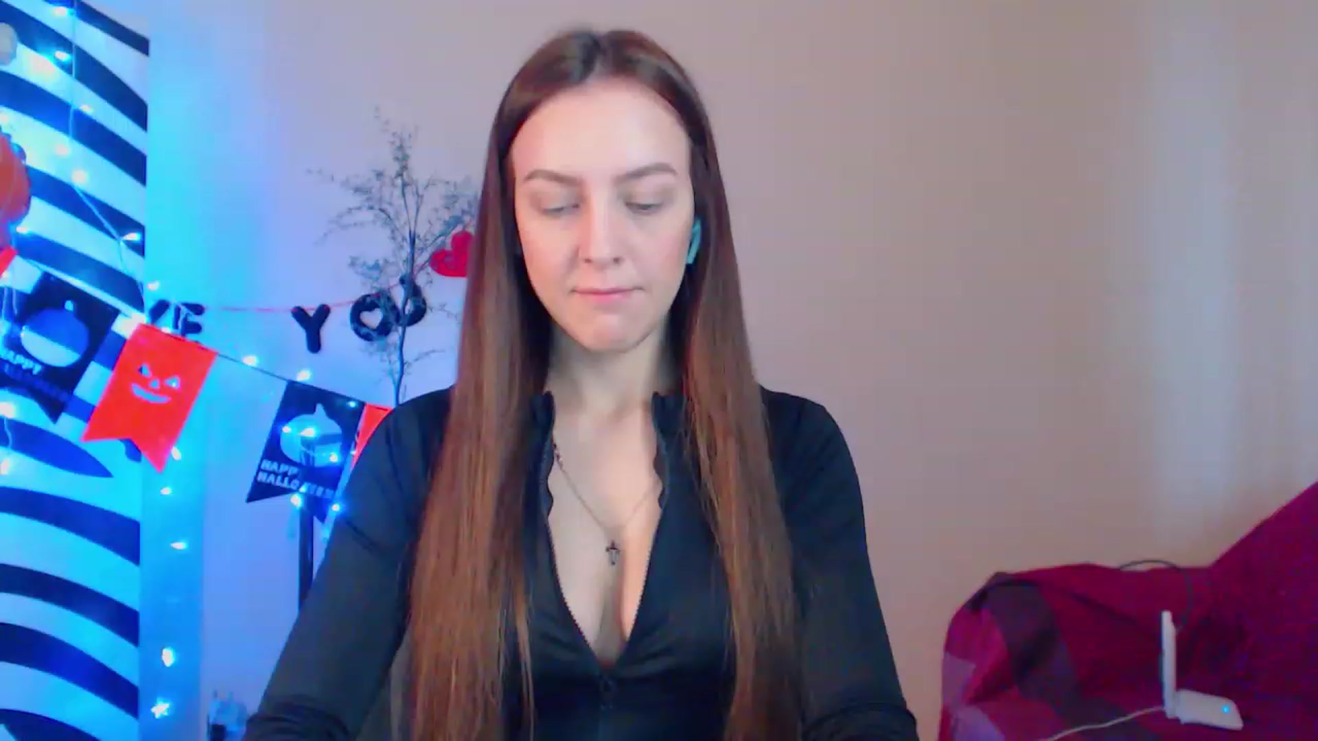 Gallery image thumbnail from HotAndSexyGi's myfreecams stream on, 12/23/2022, 11:46 image 6 of 20