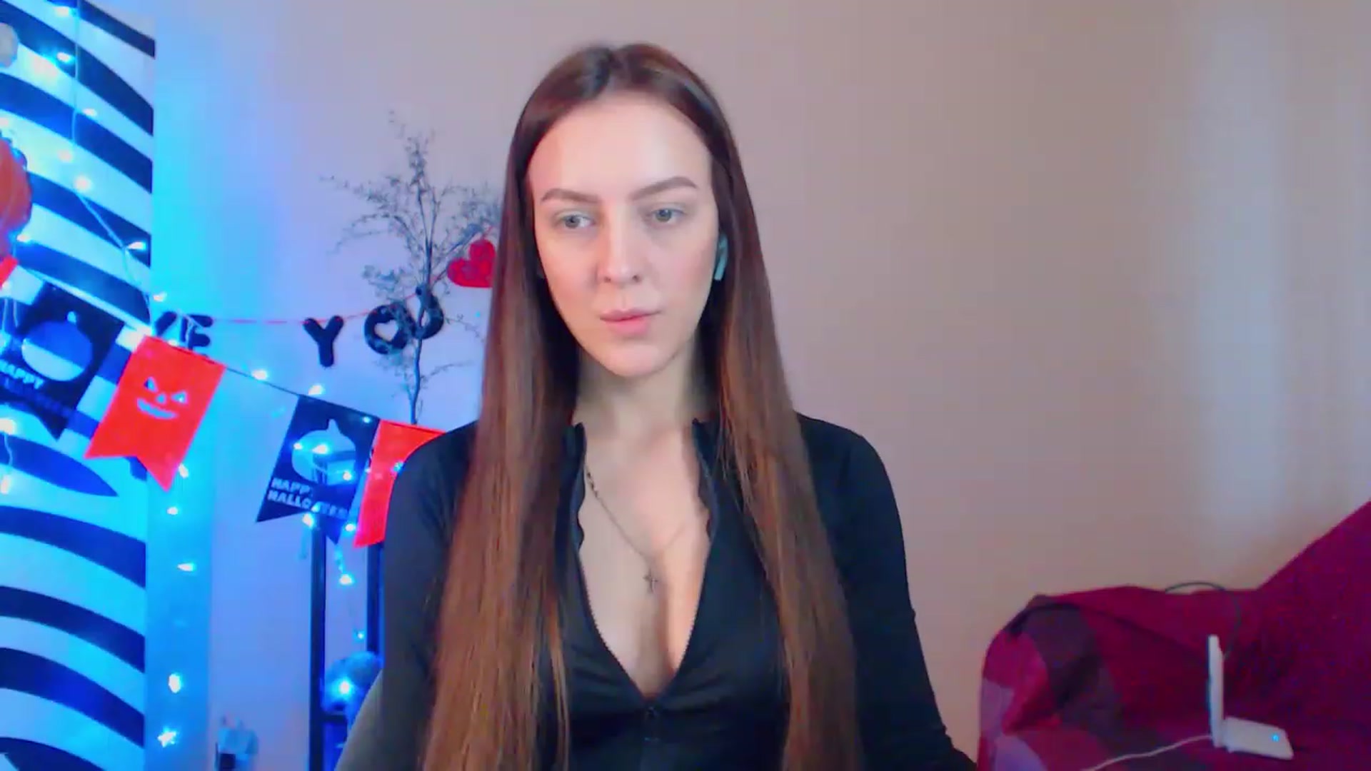 Gallery image thumbnail from HotAndSexyGi's myfreecams stream on, 12/23/2022, 11:46 image 5 of 20
