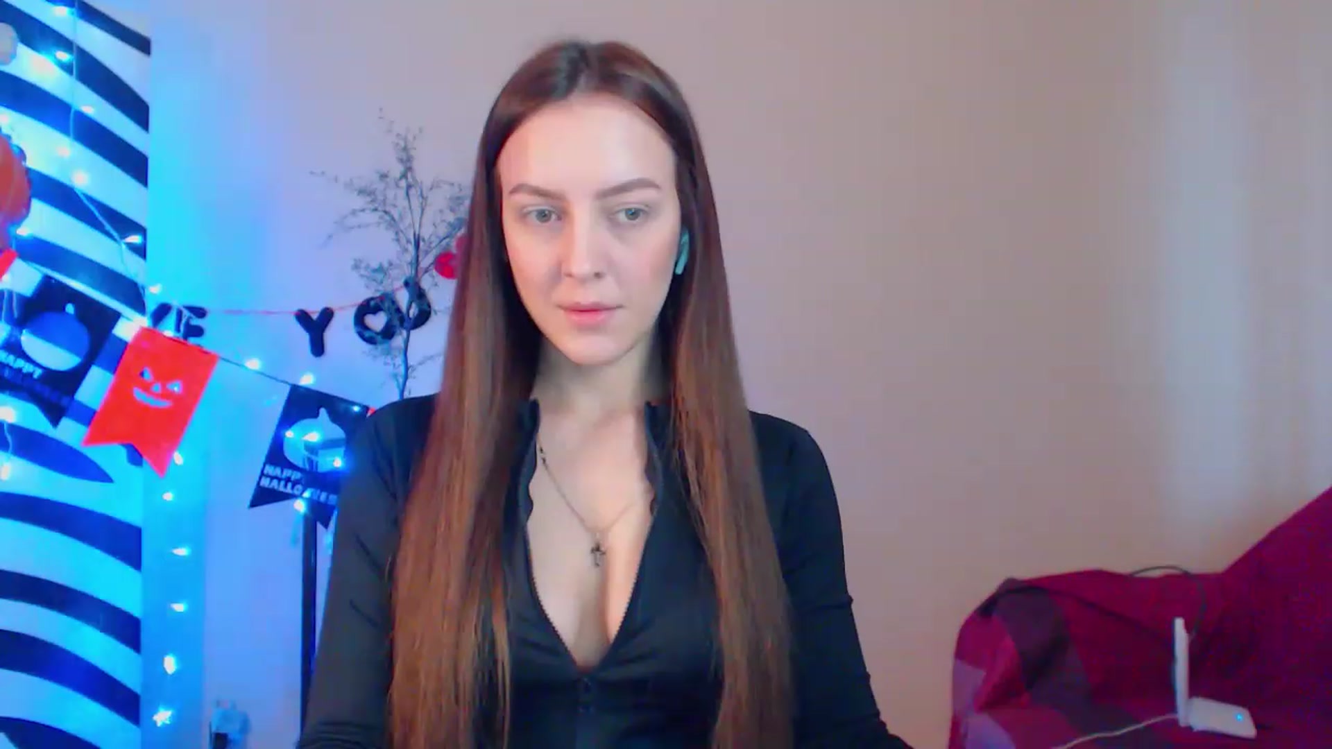 Gallery image thumbnail from HotAndSexyGi's myfreecams stream on, 12/23/2022, 11:46 image 4 of 20