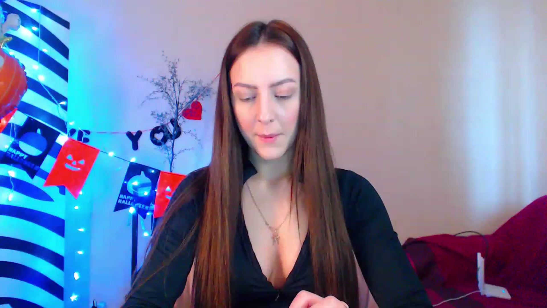 Gallery image thumbnail from HotAndSexyGi's myfreecams stream on, 12/24/2022, 11:32 image 6 of 20