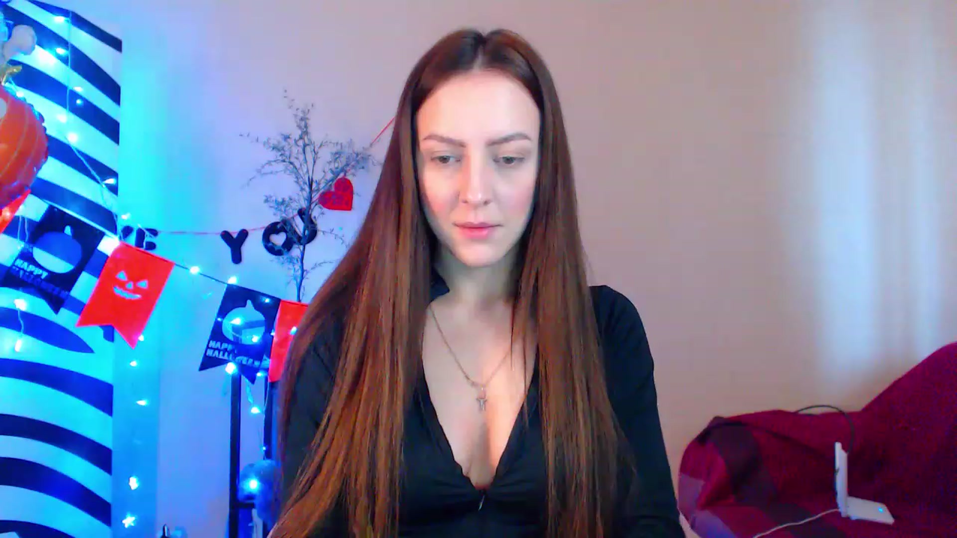 Gallery image thumbnail from HotAndSexyGi's myfreecams stream on, 12/24/2022, 11:32 image 2 of 20