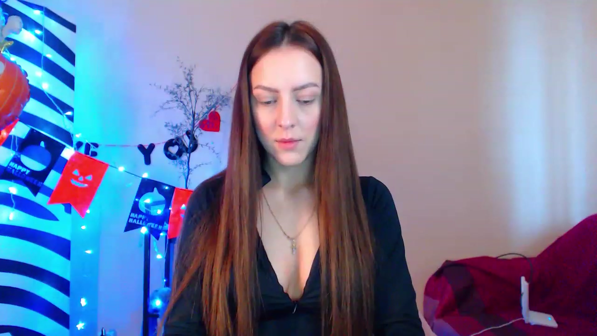 Gallery image thumbnail from HotAndSexyGi's myfreecams stream on, 12/24/2022, 11:32 image 11 of 20