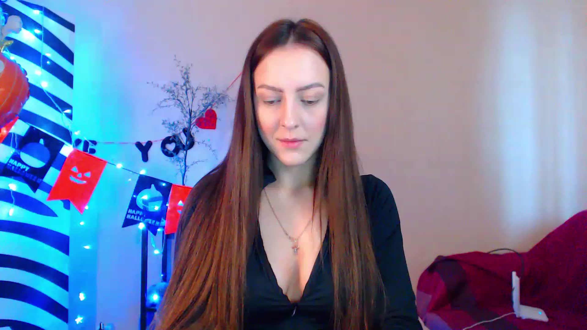 Gallery image thumbnail from HotAndSexyGi's myfreecams stream on, 12/24/2022, 11:32 image 3 of 20