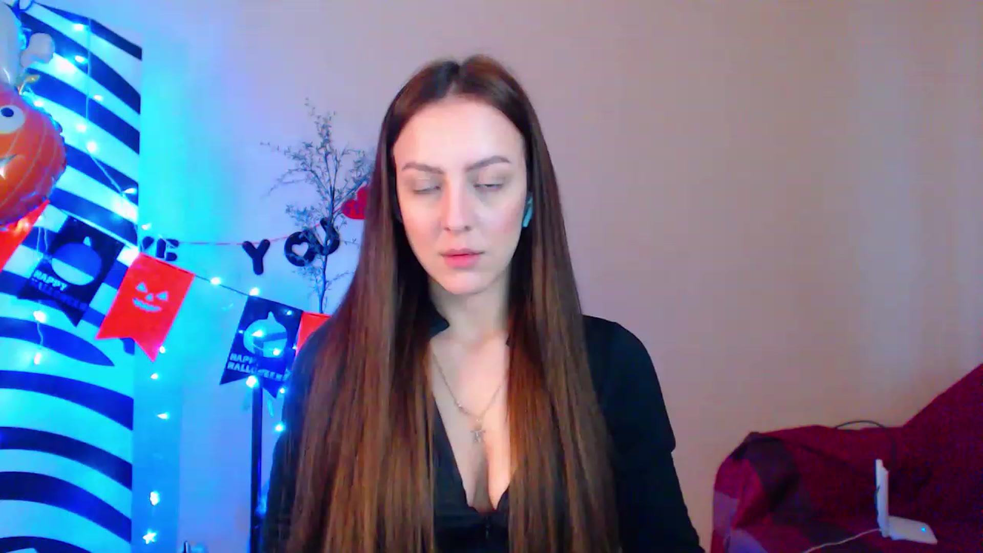 Gallery image thumbnail from HotAndSexyGi's myfreecams stream on, 12/24/2022, 13:02 image 19 of 20