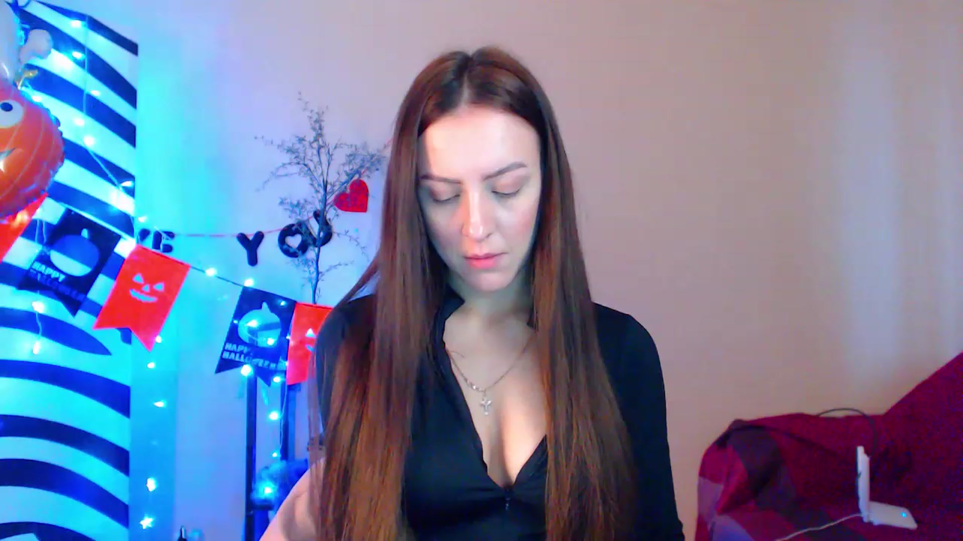Gallery image thumbnail from HotAndSexyGi's myfreecams stream on, 12/24/2022, 13:02 image 7 of 20