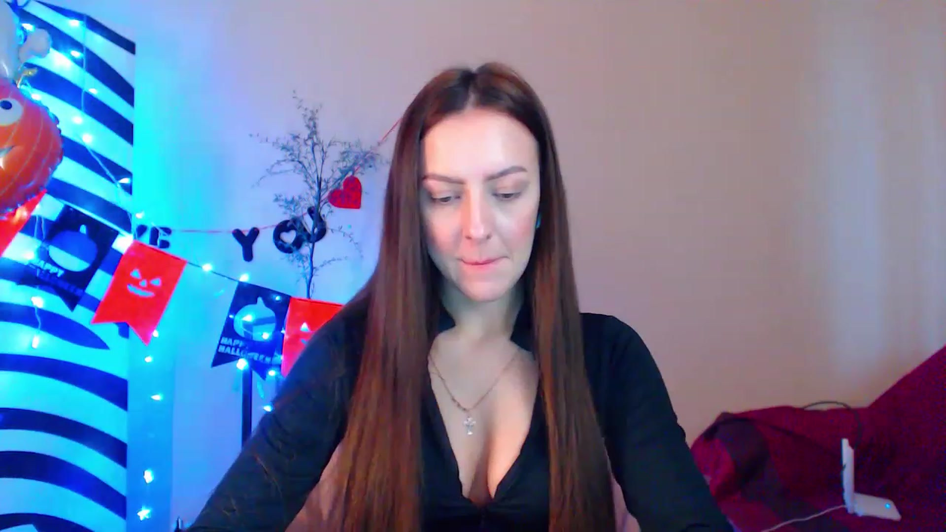 Gallery image thumbnail from HotAndSexyGi's myfreecams stream on, 12/24/2022, 13:02 image 3 of 20