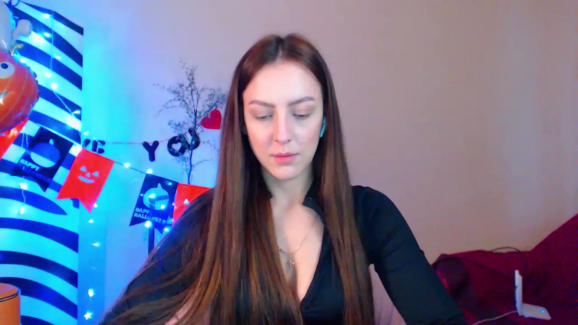 Gallery image thumbnail from HotAndSexyGi's myfreecams stream on, 12/24/2022, 13:38 image 1 of 20