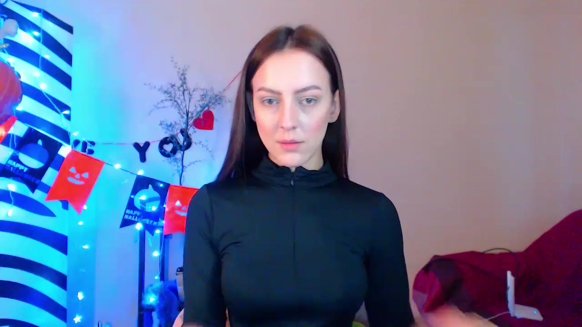 Gallery image thumbnail from HotAndSexyGi's myfreecams stream on, 12/24/2022, 13:38 image 15 of 20