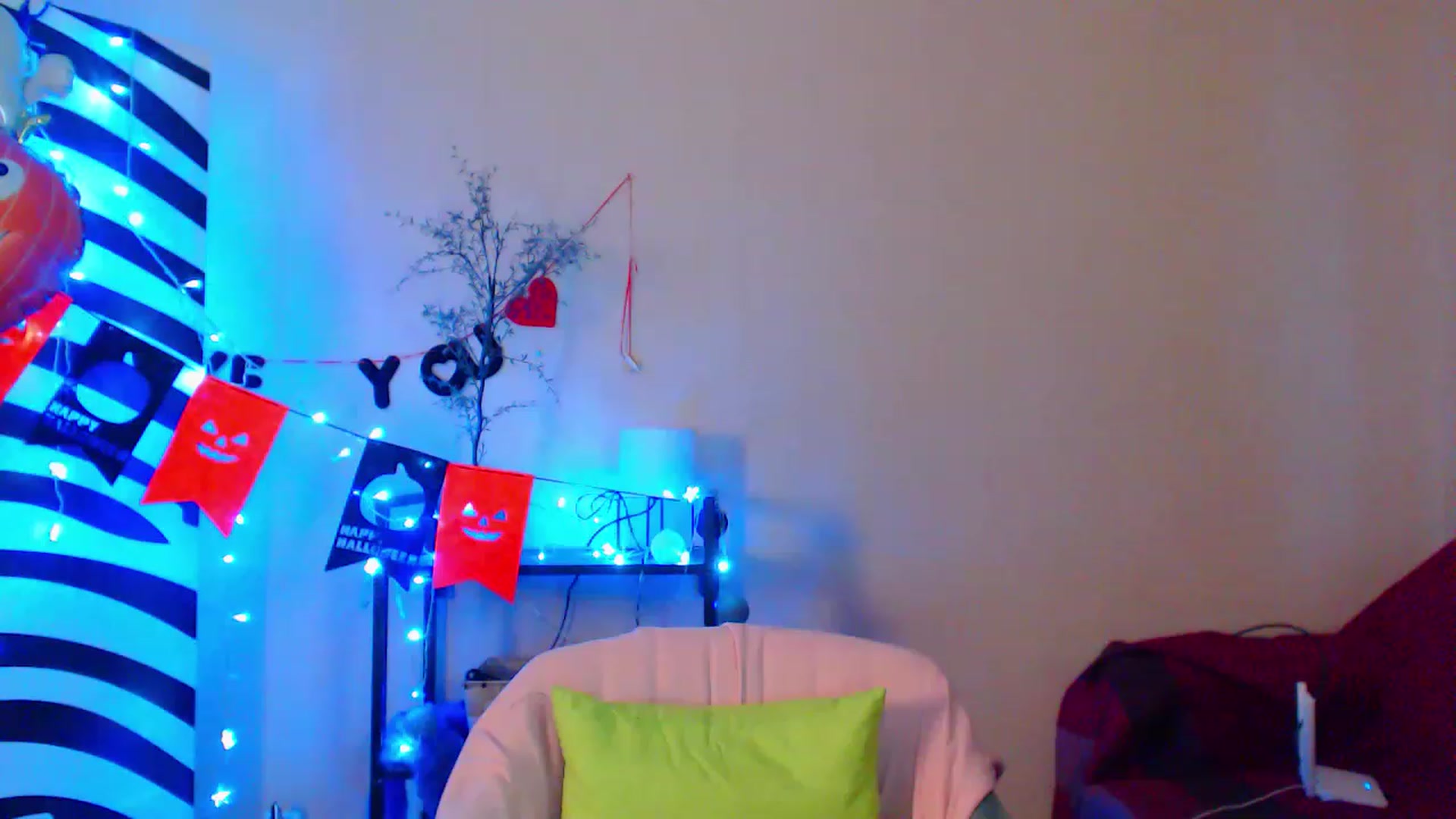 Gallery image thumbnail from HotAndSexyGi's myfreecams stream on, 12/24/2022, 13:38 image 5 of 20