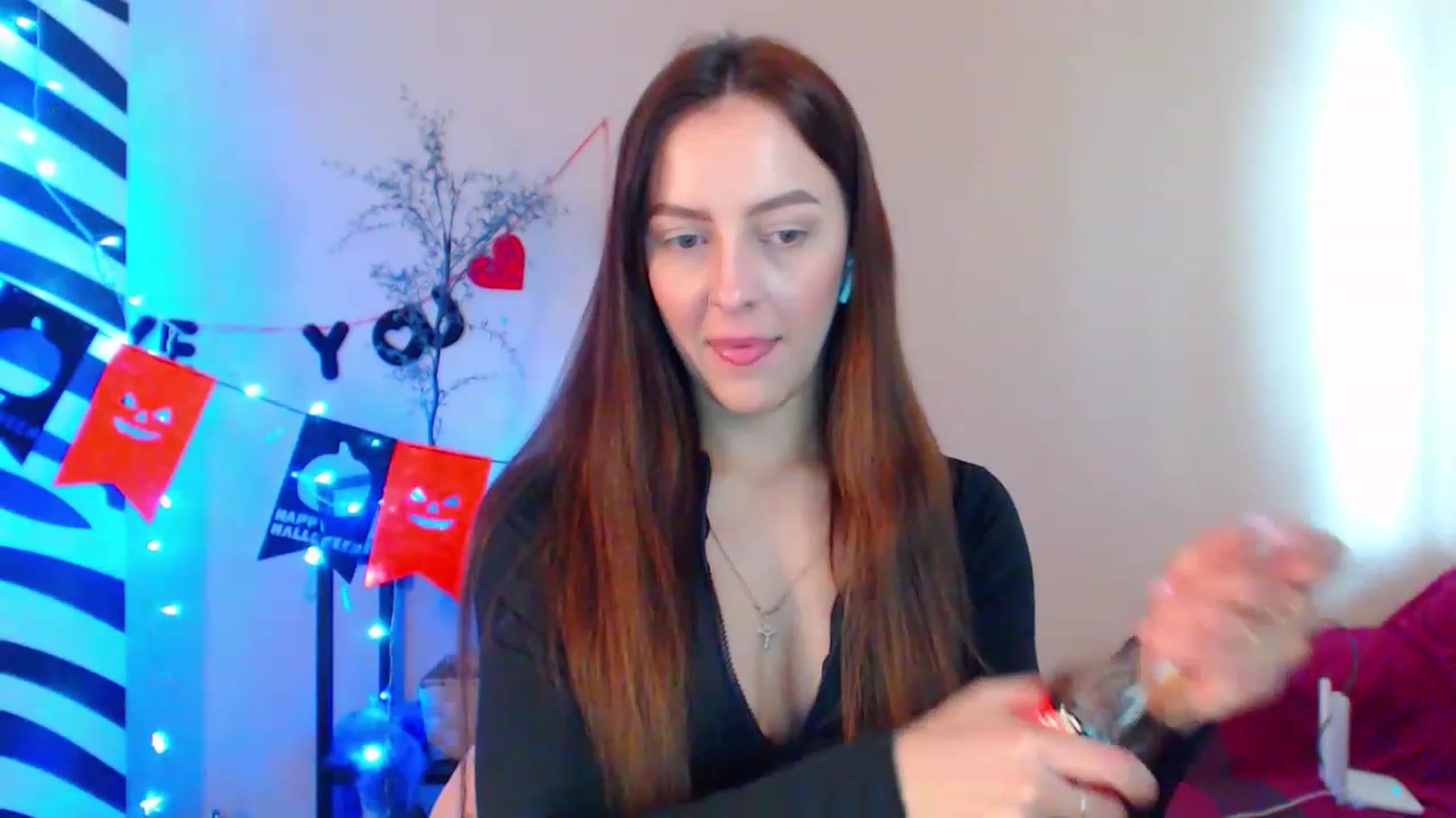 Gallery image thumbnail from HotAndSexyGi's myfreecams stream on, 12/29/2022, 12:00 image 5 of 20
