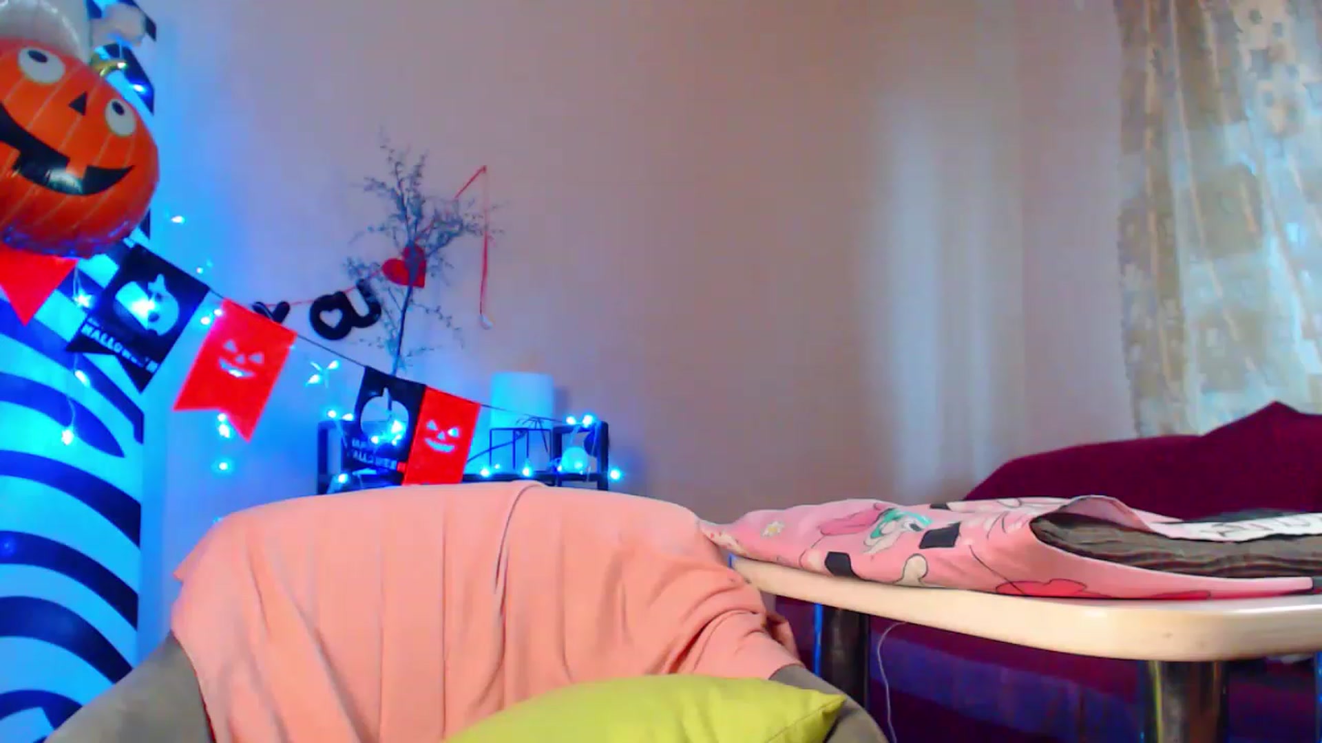 Gallery image thumbnail from HotAndSexyGi's myfreecams stream on, 01/09/2023, 12:21 image 20 of 20