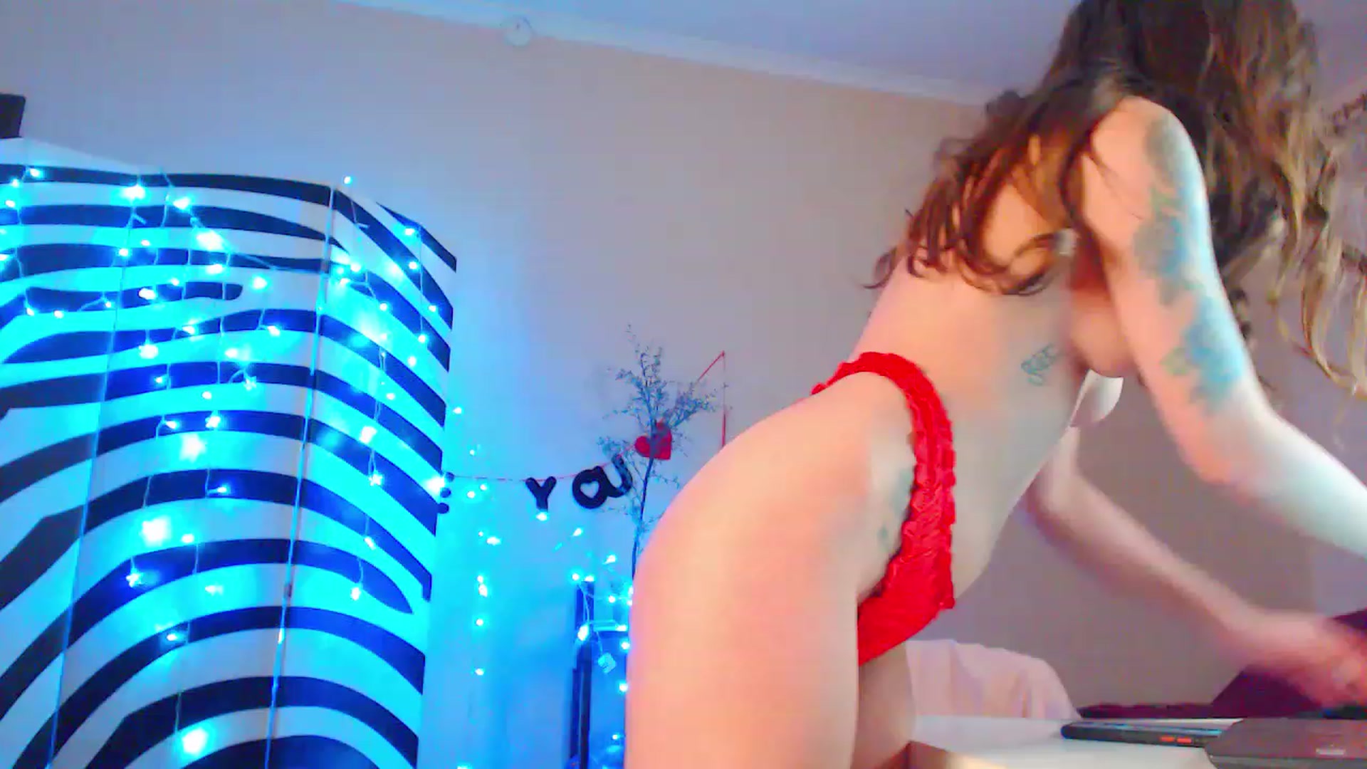 Gallery image thumbnail from HotAndSexyGi's myfreecams stream on, 02/10/2023, 16:18 image 7 of 20