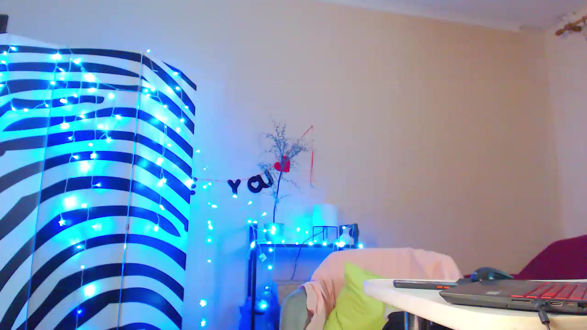 Gallery image thumbnail from HotAndSexyGi's myfreecams stream on, 02/10/2023, 16:18 image 17 of 20
