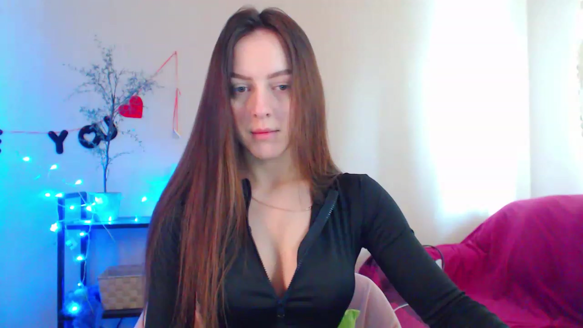 Gallery image thumbnail from HotAndSexyGi's myfreecams stream on, 02/13/2023, 12:14 image 8 of 20