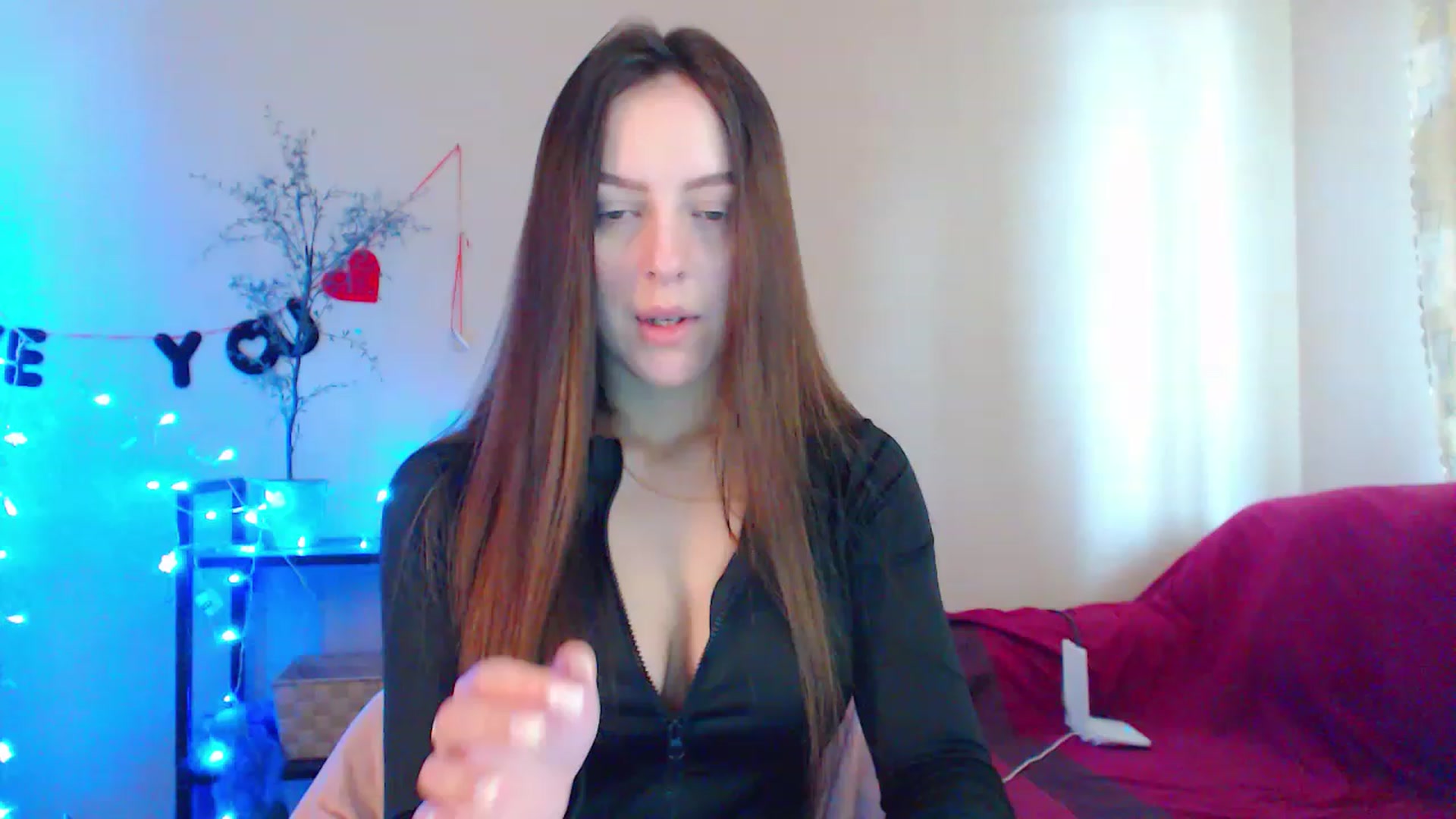 Gallery image thumbnail from HotAndSexyGi's myfreecams stream on, 02/13/2023, 12:14 image 17 of 20