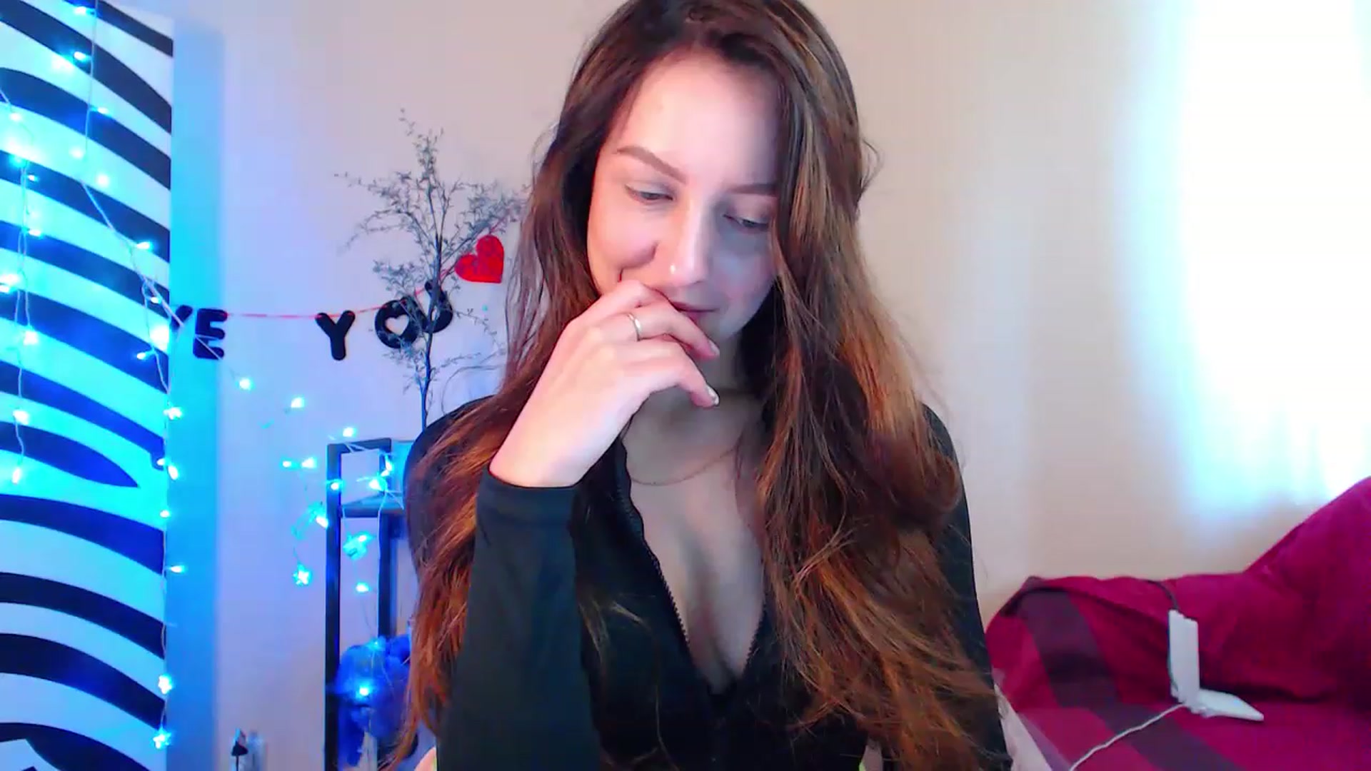 Gallery image thumbnail from HotAndSexyGi's myfreecams stream on, 02/20/2023, 12:42 image 10 of 20