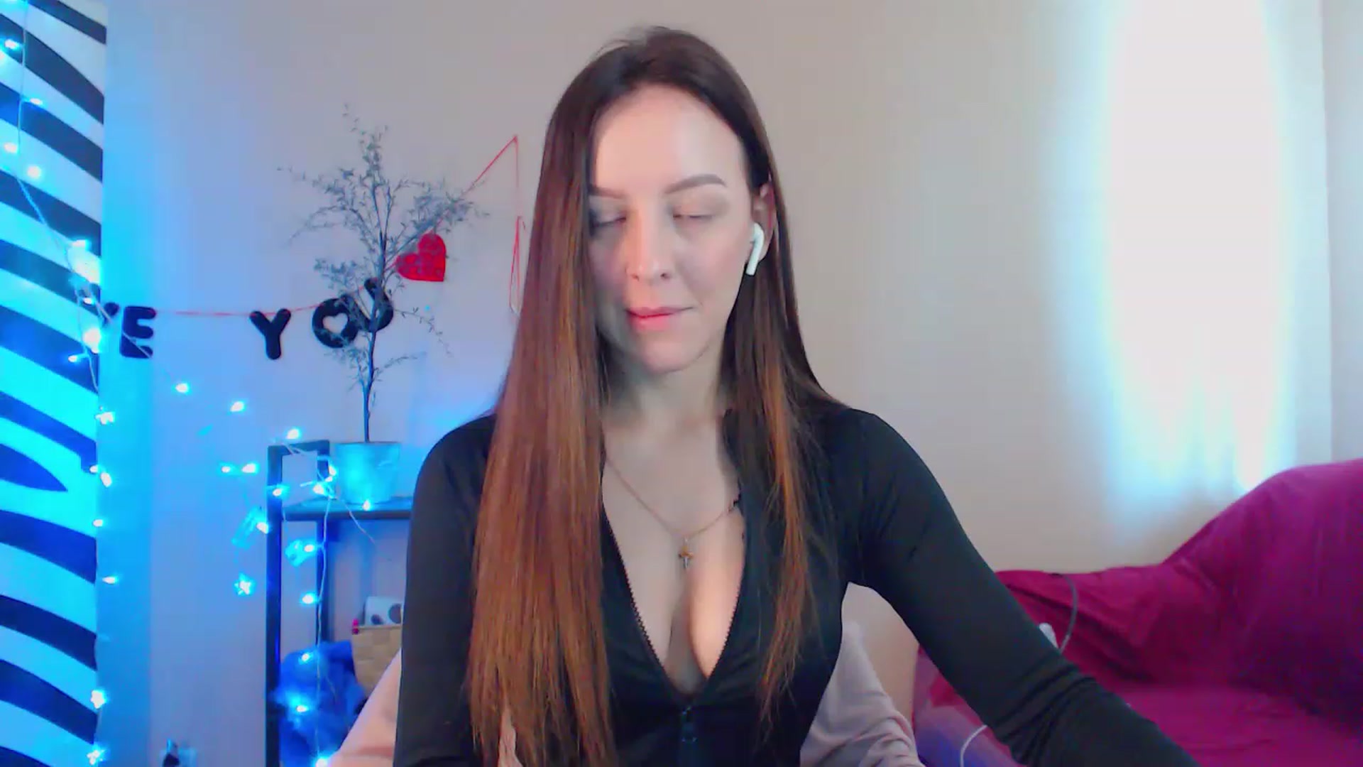 Gallery image thumbnail from HotAndSexyGi's myfreecams stream on, 03/01/2023, 12:16 image 7 of 20