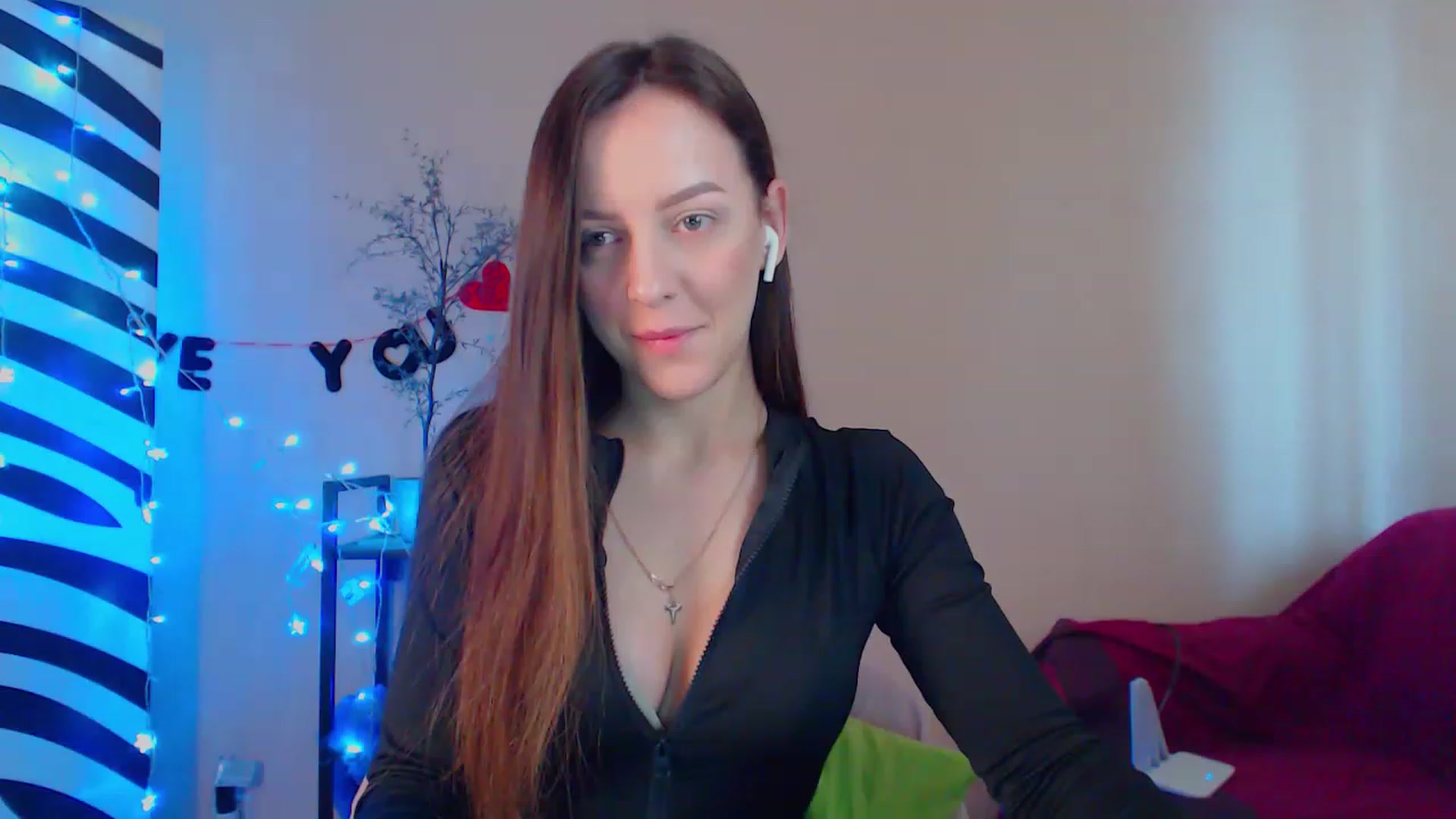 Gallery image thumbnail from HotAndSexyGi's myfreecams stream on, 03/03/2023, 11:41 image 4 of 20