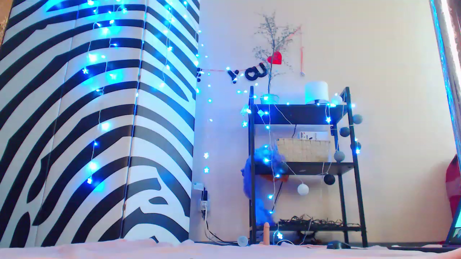 Gallery image thumbnail from HotAndSexyGi's myfreecams stream on, 03/09/2023, 13:11 image 20 of 20