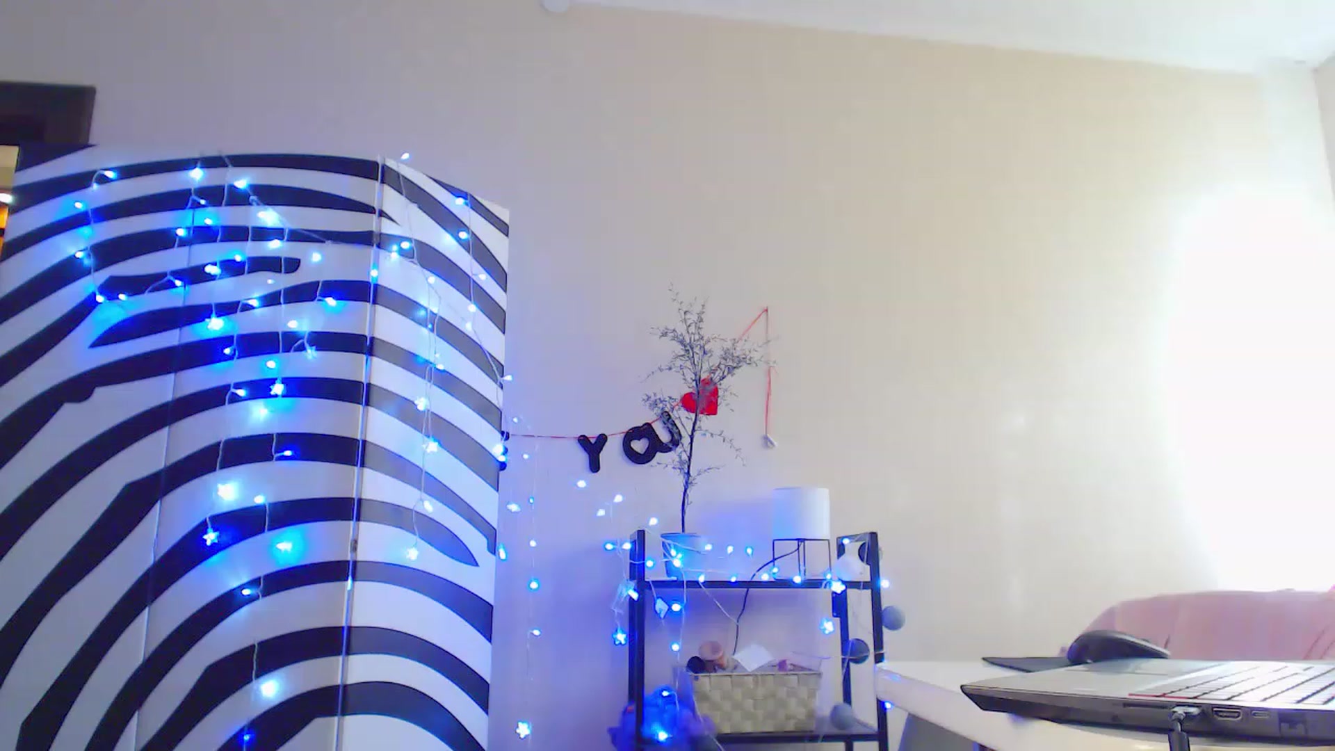 Gallery image thumbnail from HotAndSexyGi's myfreecams stream on, 03/10/2023, 14:21 image 12 of 20
