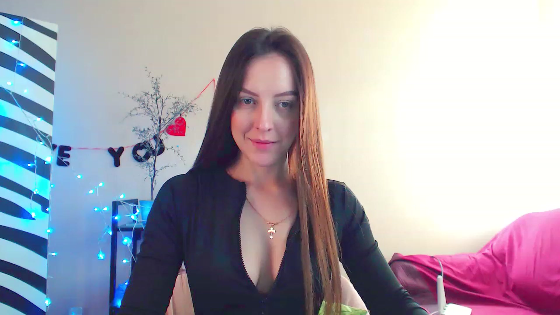 Gallery image thumbnail from HotAndSexyGi's myfreecams stream on, 03/14/2023, 14:48 image 14 of 20