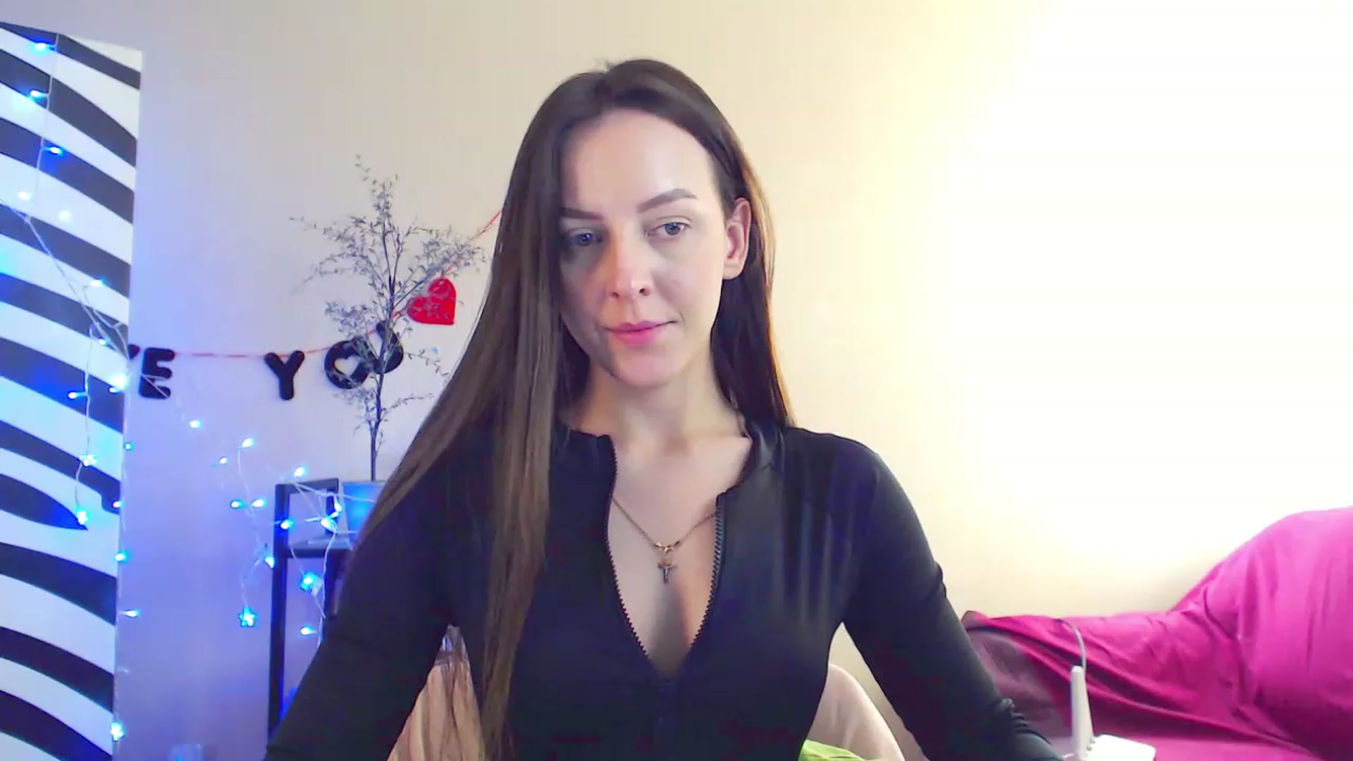 Gallery image thumbnail from HotAndSexyGi's myfreecams stream on, 03/14/2023, 14:48 image 17 of 20