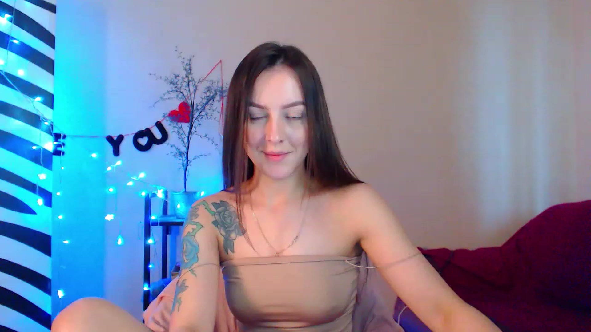 Gallery image thumbnail from HotAndSexyGi's myfreecams stream on, 03/17/2023, 13:20 image 20 of 20