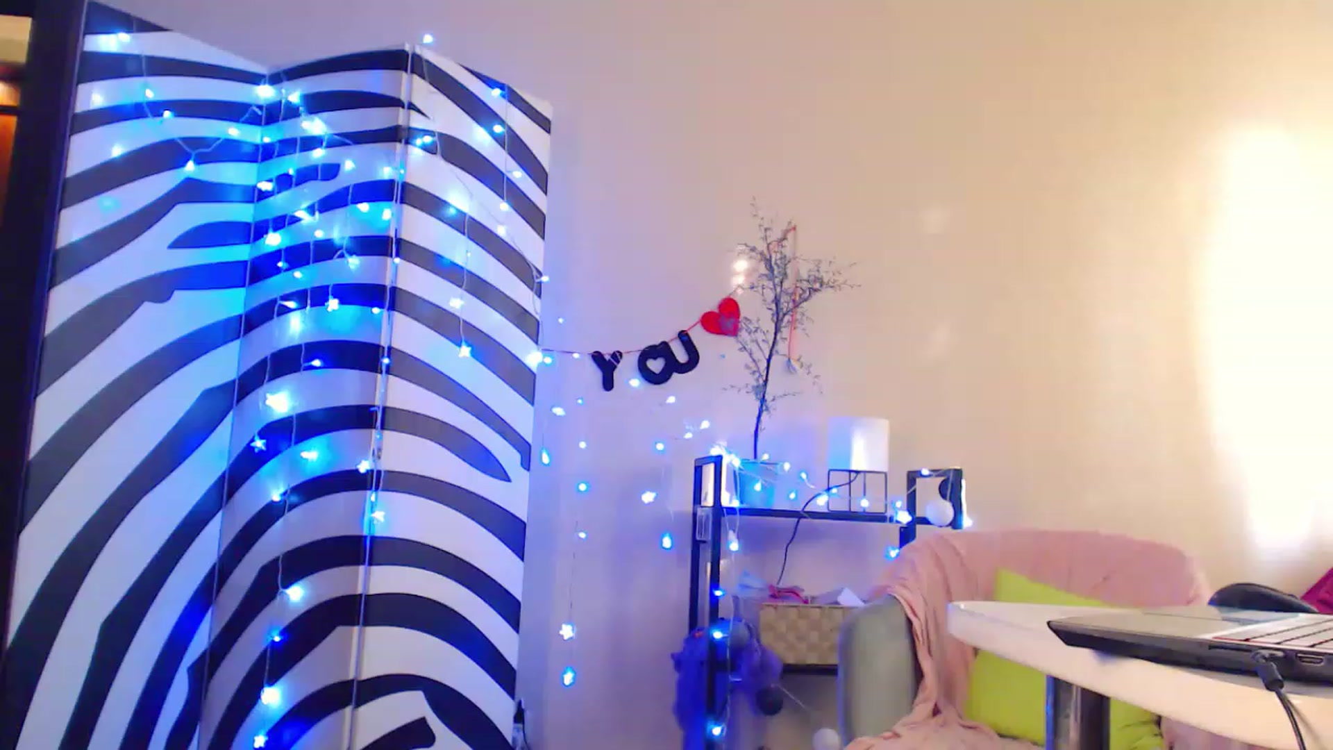 Gallery image thumbnail from HotAndSexyGi's myfreecams stream on, 03/21/2023, 14:50 image 20 of 20