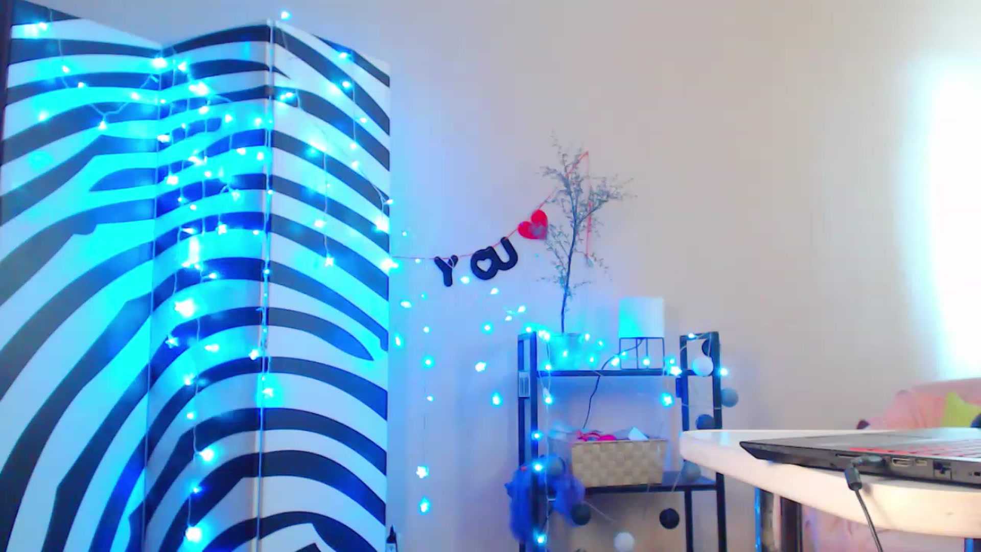 Gallery image thumbnail from HotAndSexyGi's myfreecams stream on, 03/23/2023, 11:55 image 3 of 20