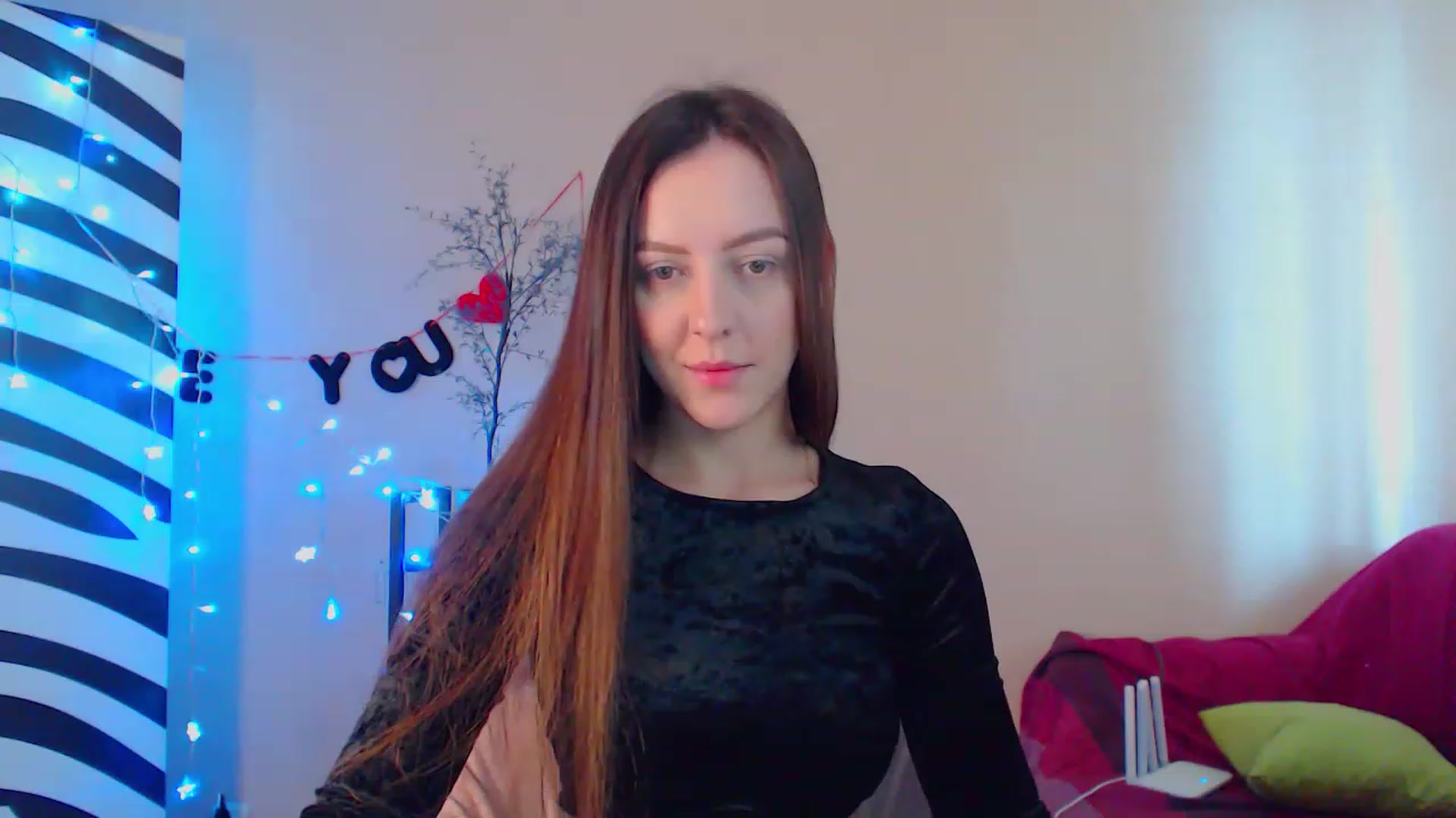 Gallery image thumbnail from HotAndSexyGi's myfreecams stream on, 03/28/2023, 12:34 image 6 of 20