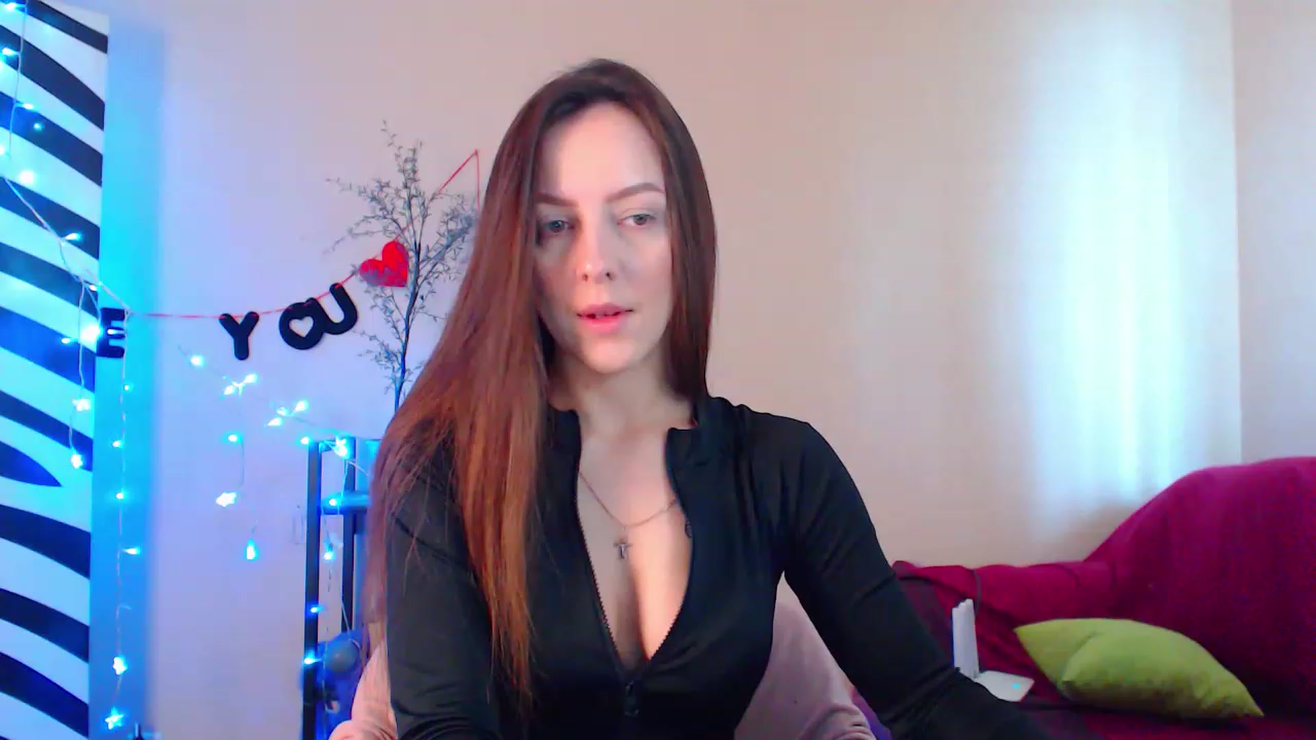 Gallery image thumbnail from HotAndSexyGi's myfreecams stream on, 04/03/2023, 11:35 image 7 of 20