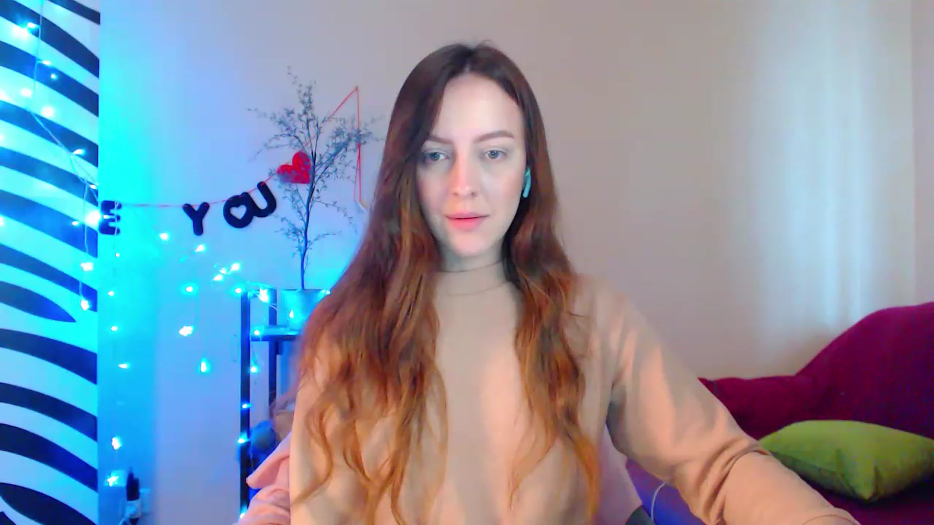 Gallery image thumbnail from HotAndSexyGi's myfreecams stream on, 04/06/2023, 12:50 image 9 of 20