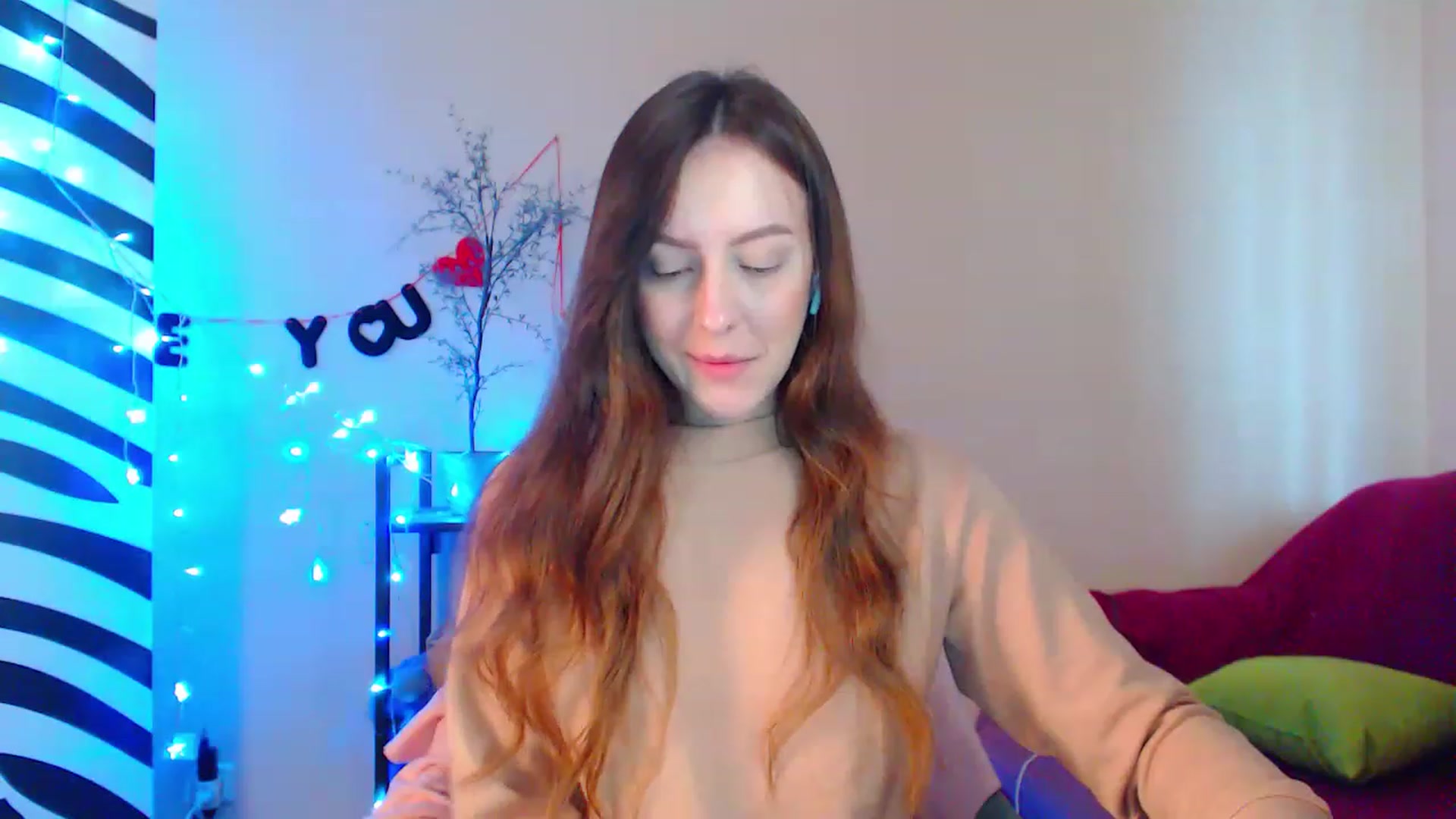 Gallery image thumbnail from HotAndSexyGi's myfreecams stream on, 04/06/2023, 12:50 image 19 of 20