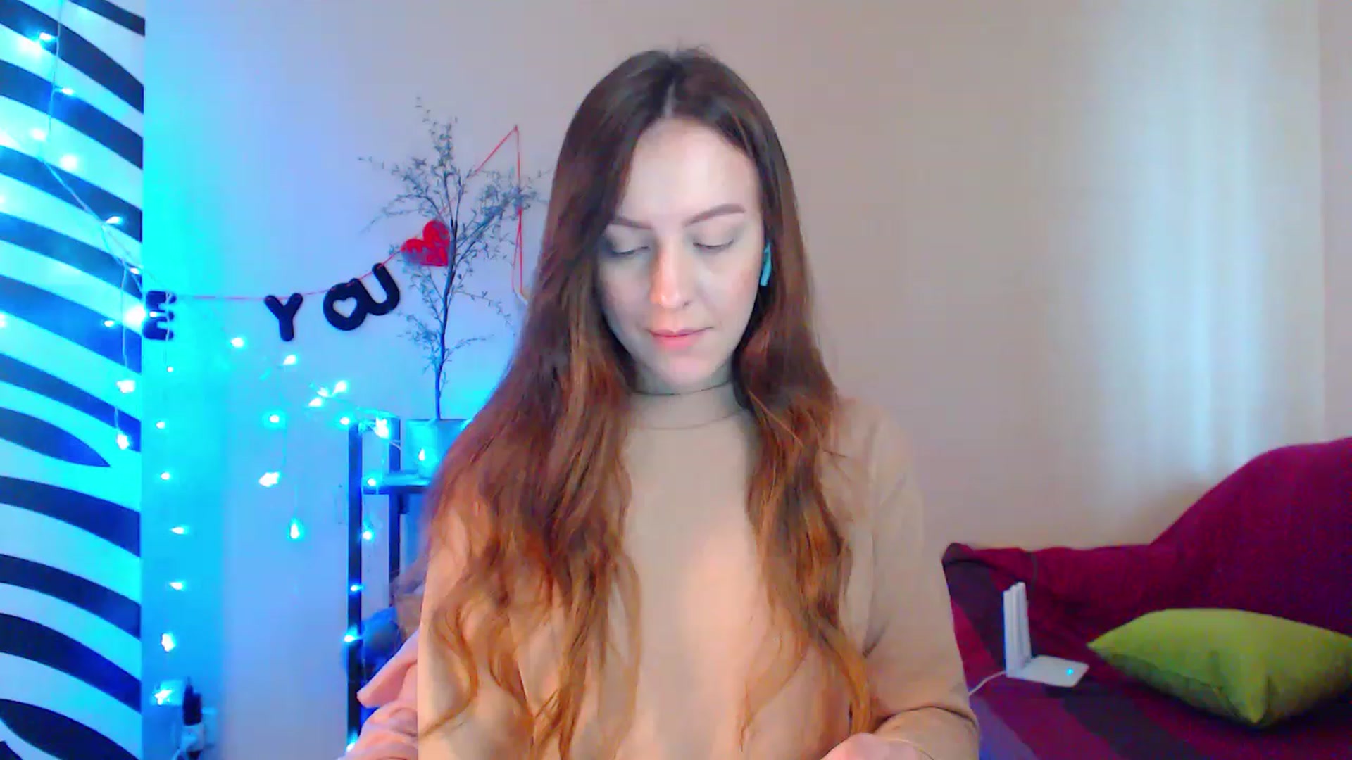 Gallery image thumbnail from HotAndSexyGi's myfreecams stream on, 04/06/2023, 12:50 image 6 of 20