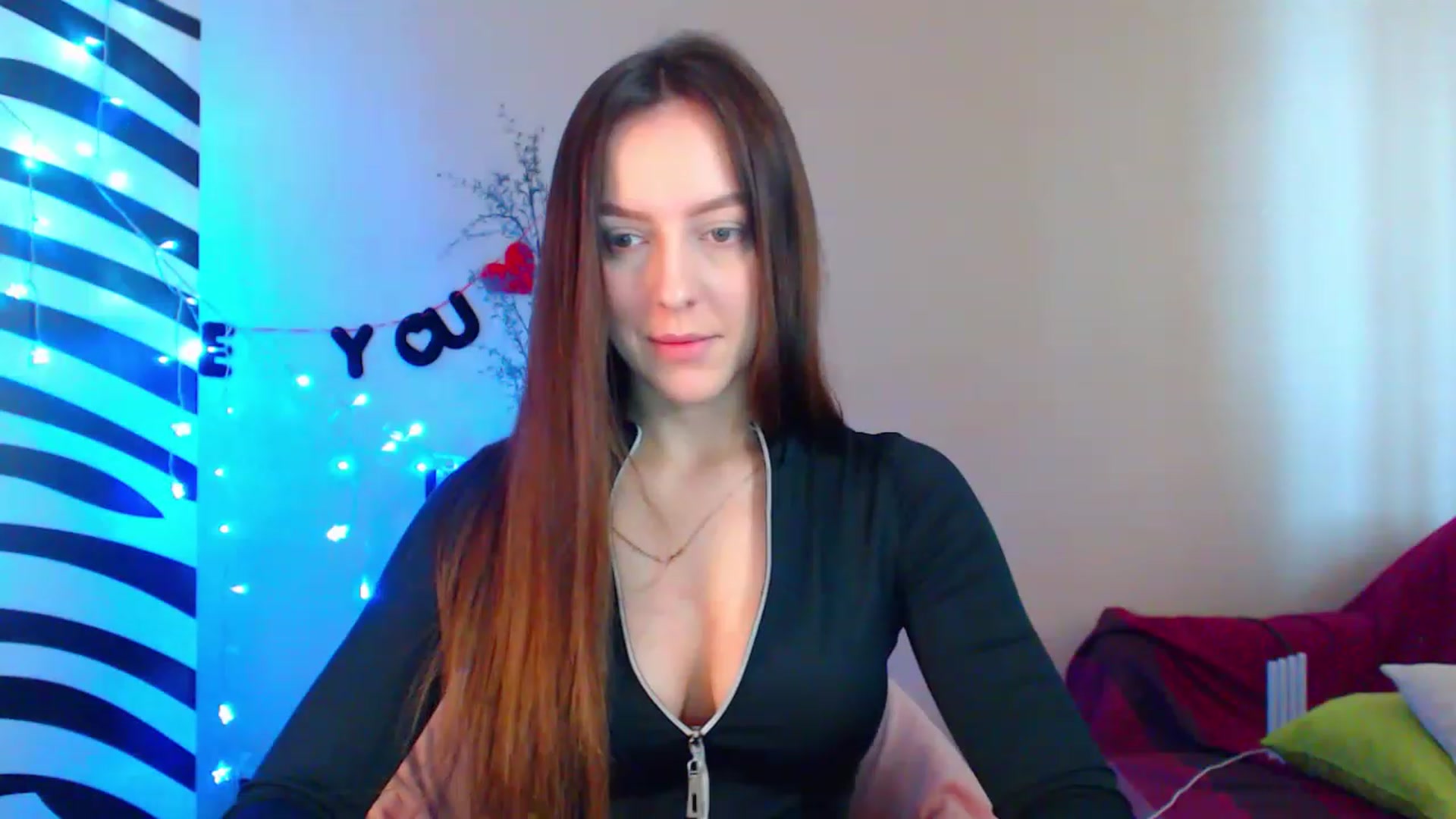 Gallery image thumbnail from HotAndSexyGi's myfreecams stream on, 04/12/2023, 11:30 image 12 of 20