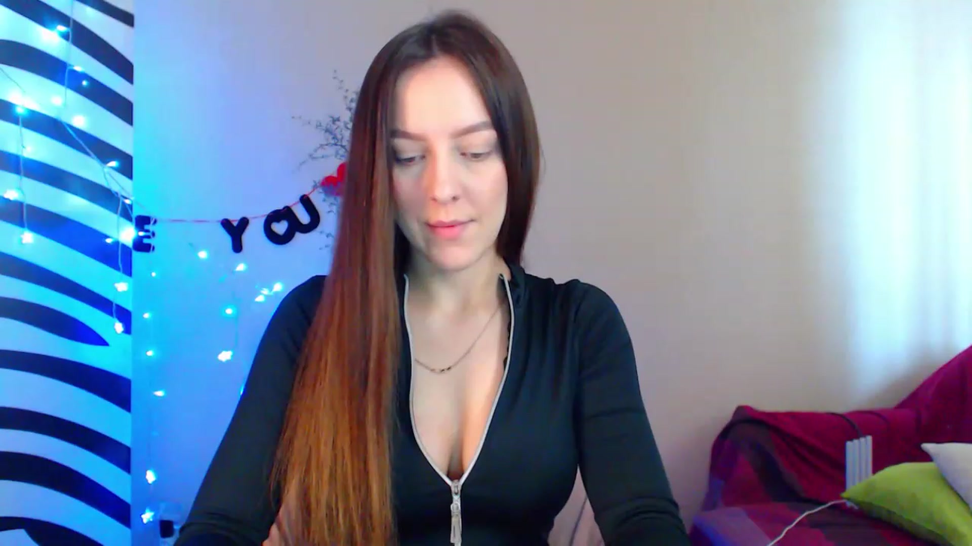 Gallery image thumbnail from HotAndSexyGi's myfreecams stream on, 04/12/2023, 11:30 image 6 of 20