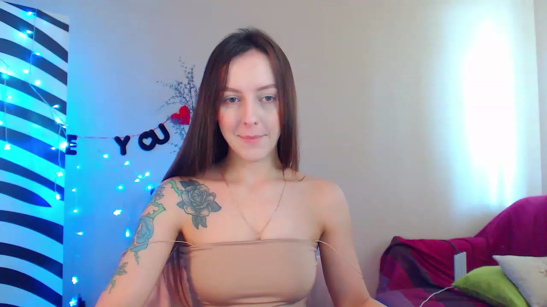 Gallery image thumbnail from HotAndSexyGi's myfreecams stream on, 04/17/2023, 11:20 image 11 of 20