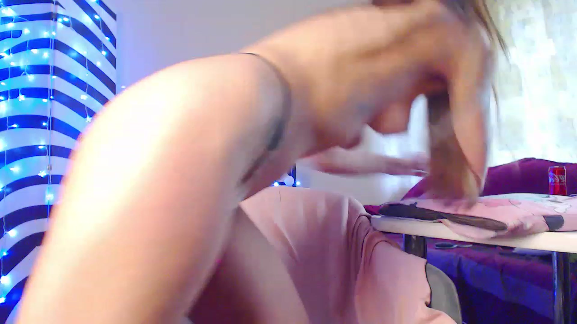 Gallery image thumbnail from HotAndSexyGi's myfreecams stream on, 04/24/2023, 11:30 image 5 of 20