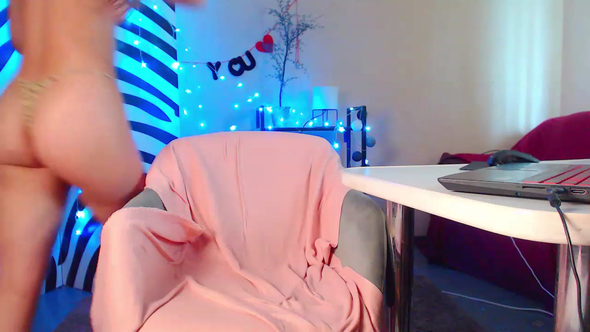 Gallery image thumbnail from HotAndSexyGi's myfreecams stream on, 04/26/2023, 13:05 image 20 of 20