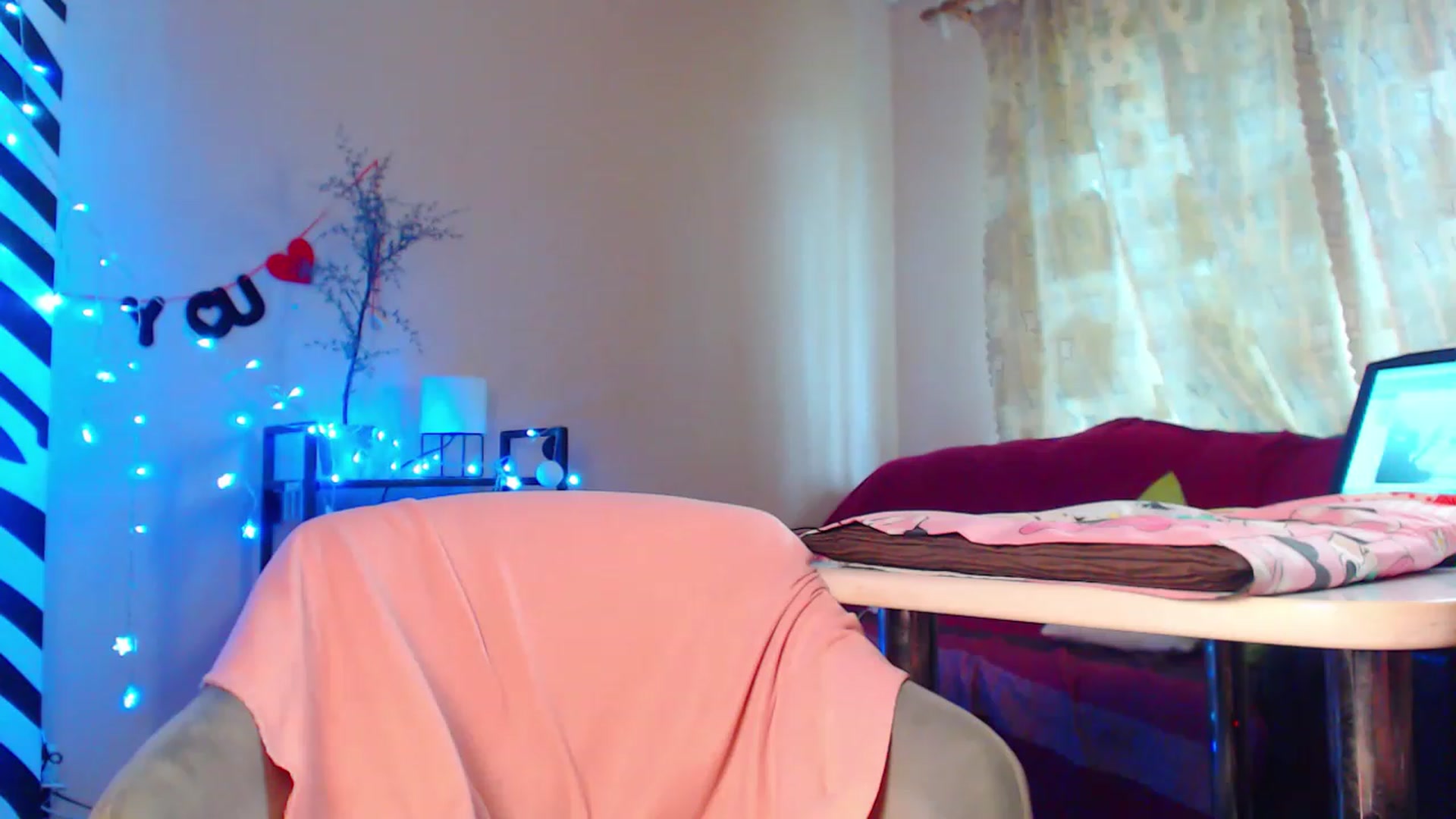 Gallery image thumbnail from HotAndSexyGi's myfreecams stream on, 04/27/2023, 12:38 image 15 of 20