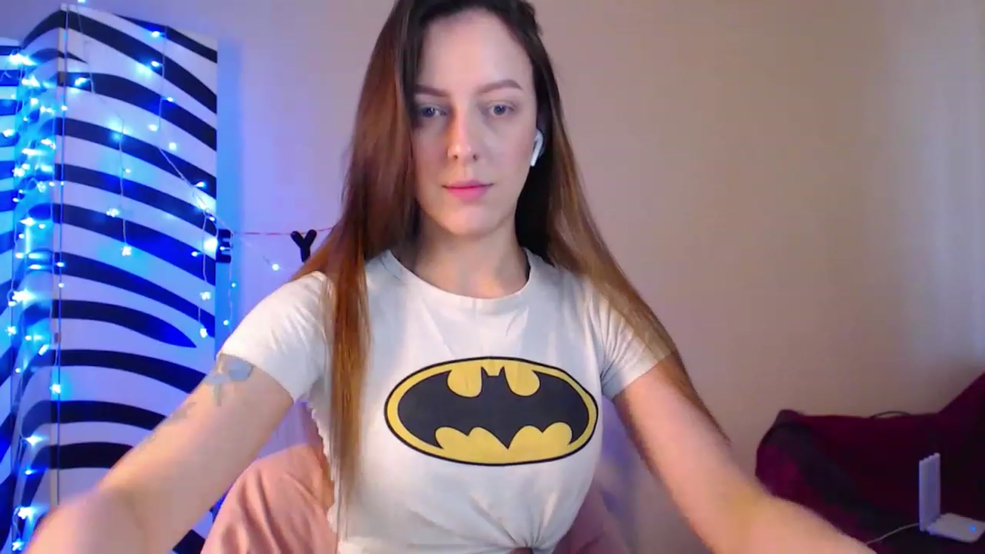 Gallery image thumbnail from HotAndSexyGi's myfreecams stream on, 04/28/2023, 11:14 image 2 of 20