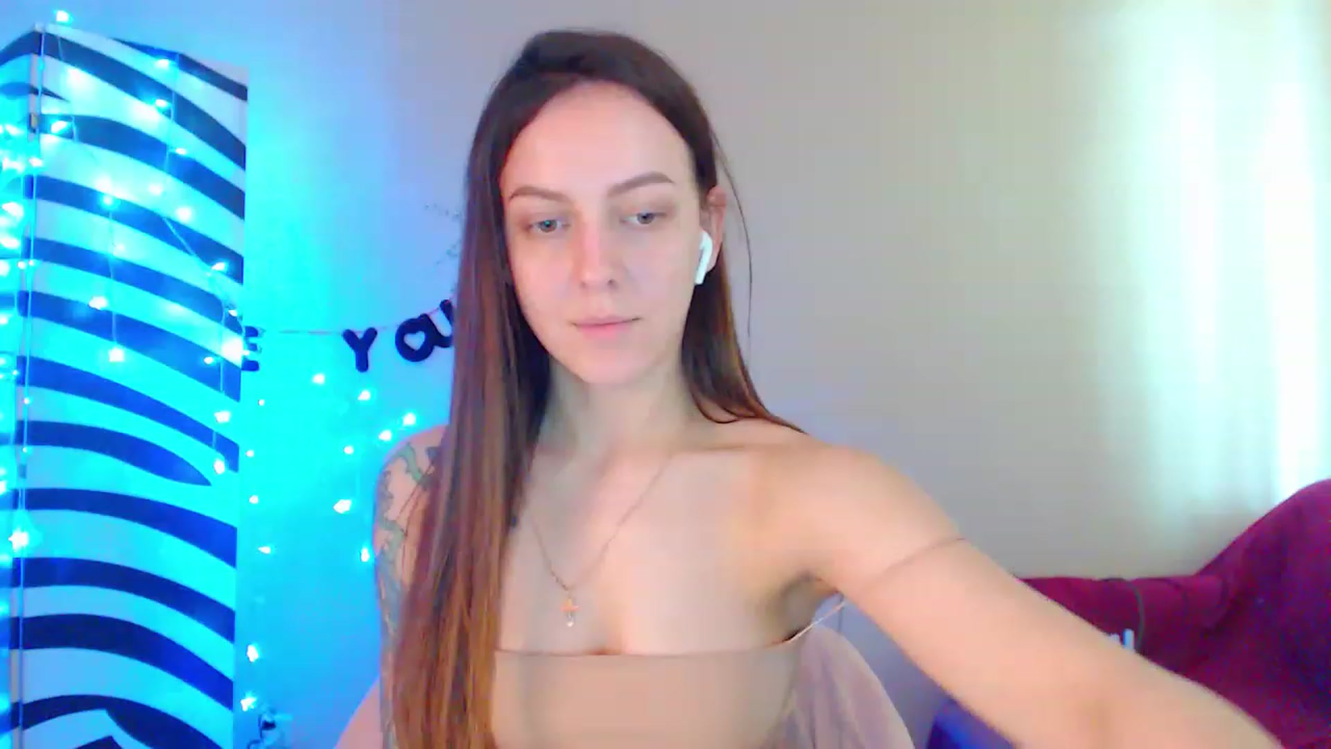 Gallery image thumbnail from HotAndSexyGi's myfreecams stream on, 05/18/2023, 11:58 image 15 of 20