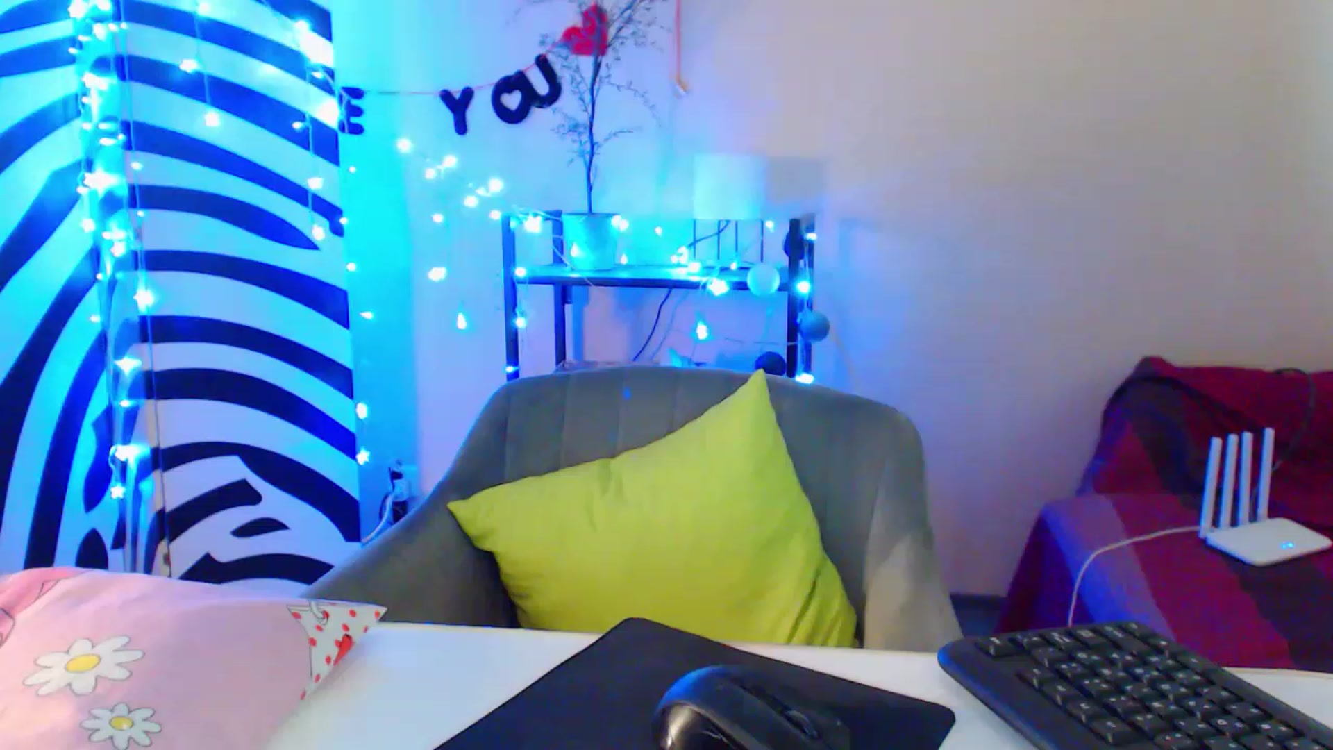 Gallery image thumbnail from HotAndSexyGi's myfreecams stream on, 05/24/2023, 12:50 image 17 of 20