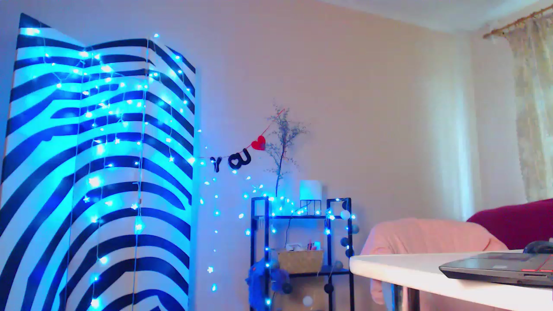 Gallery image thumbnail from HotAndSexyGi's myfreecams stream on, 05/29/2023, 12:13 image 16 of 20