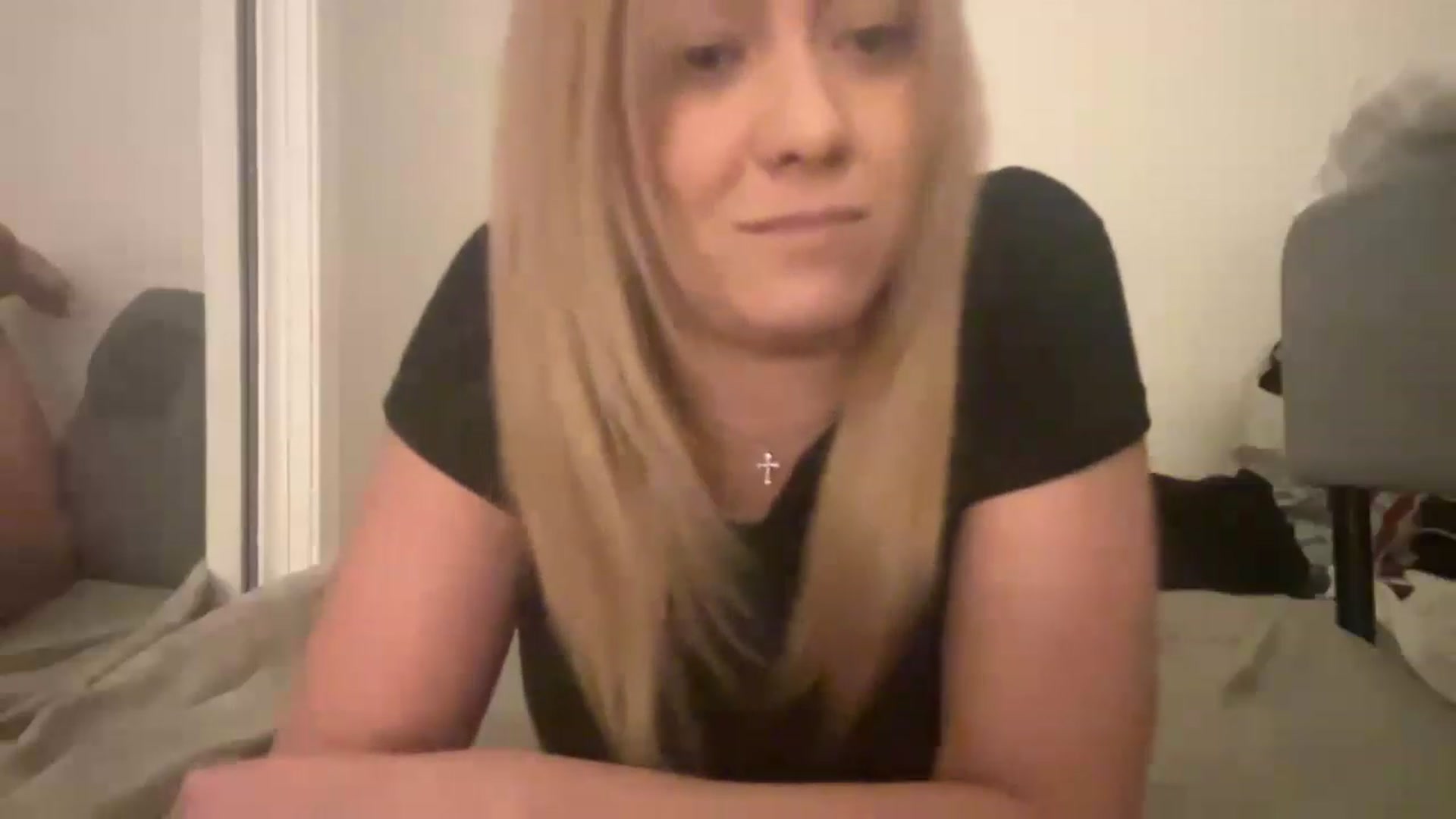 Gallery image thumbnail from HotBlondeSlut's myfreecams stream on, 11/23/2022, 08:43 image 19 of 20