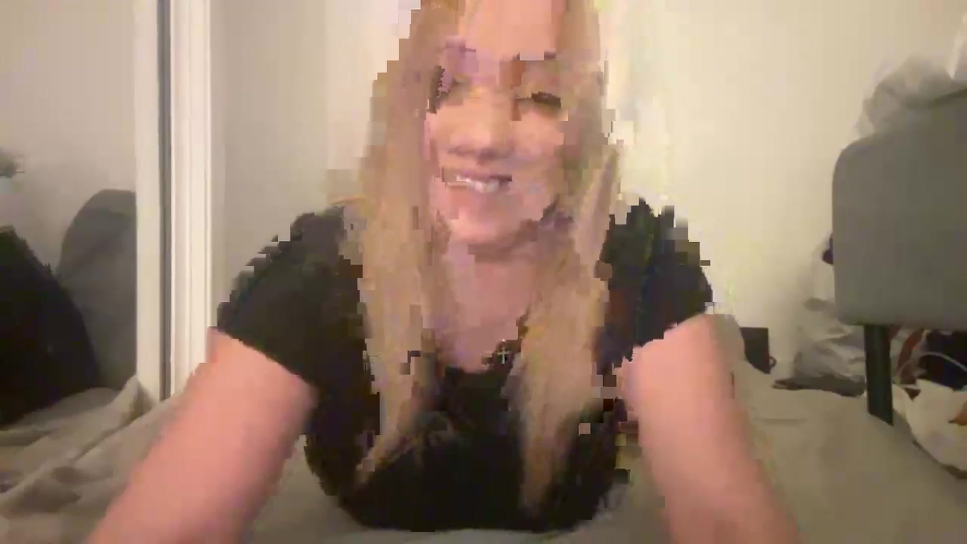 Gallery image thumbnail from HotBlondeSlut's myfreecams stream on, 11/23/2022, 09:26 image 9 of 20