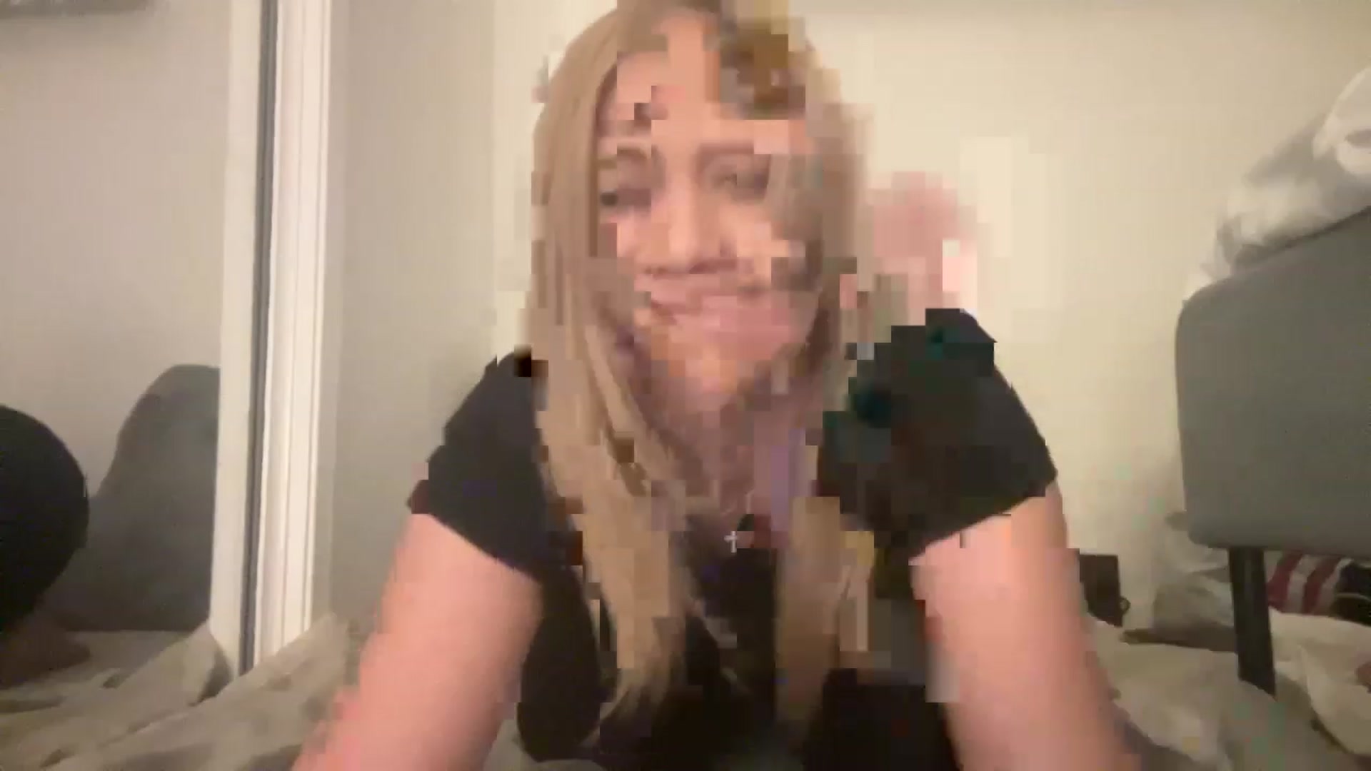 Gallery image thumbnail from HotBlondeSlut's myfreecams stream on, 11/23/2022, 09:57 image 2 of 20